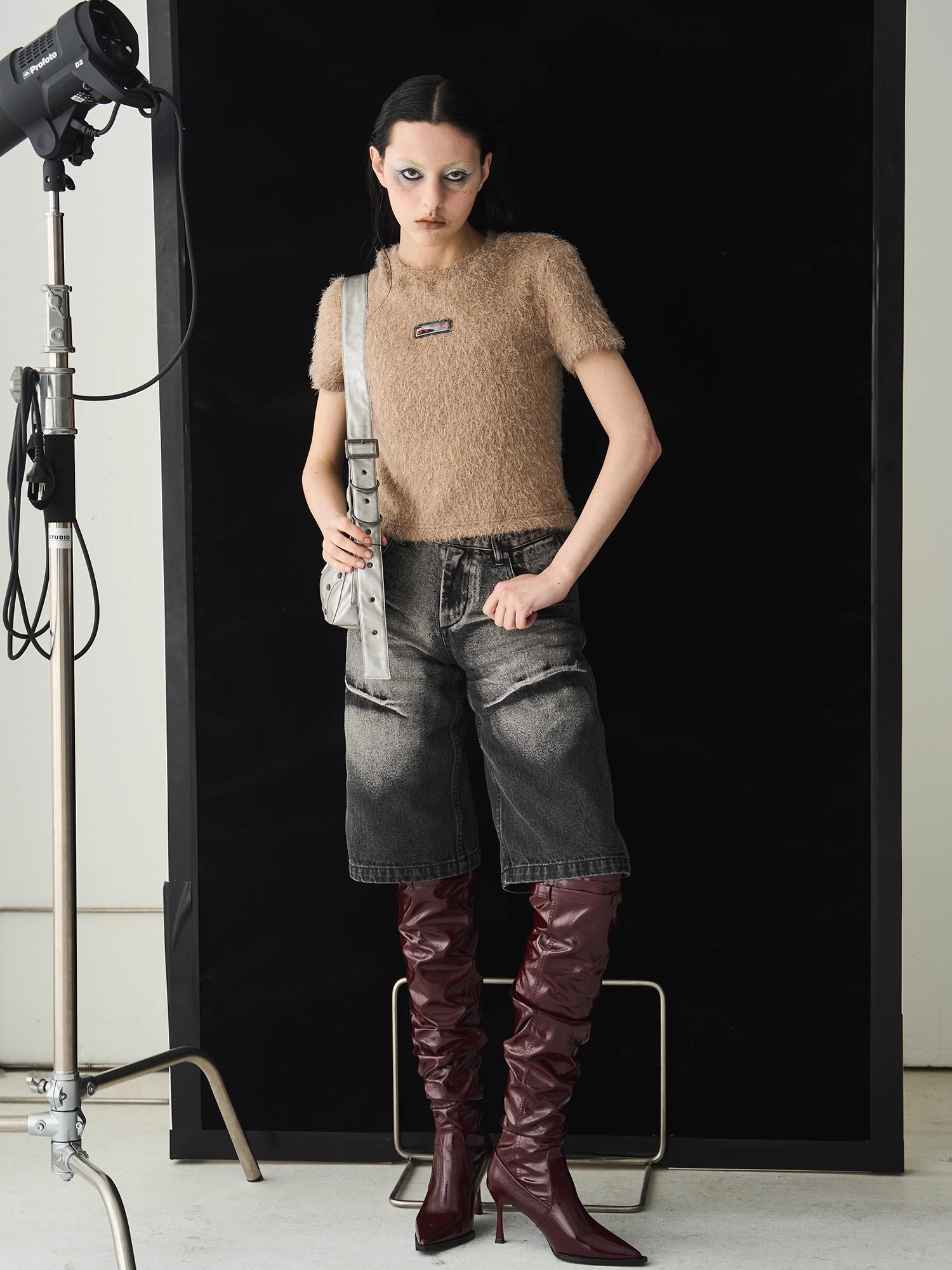 BORON ATOMS 24SS Feather-Fleece Custom Jelly-Label Two-Tone T-Shirt