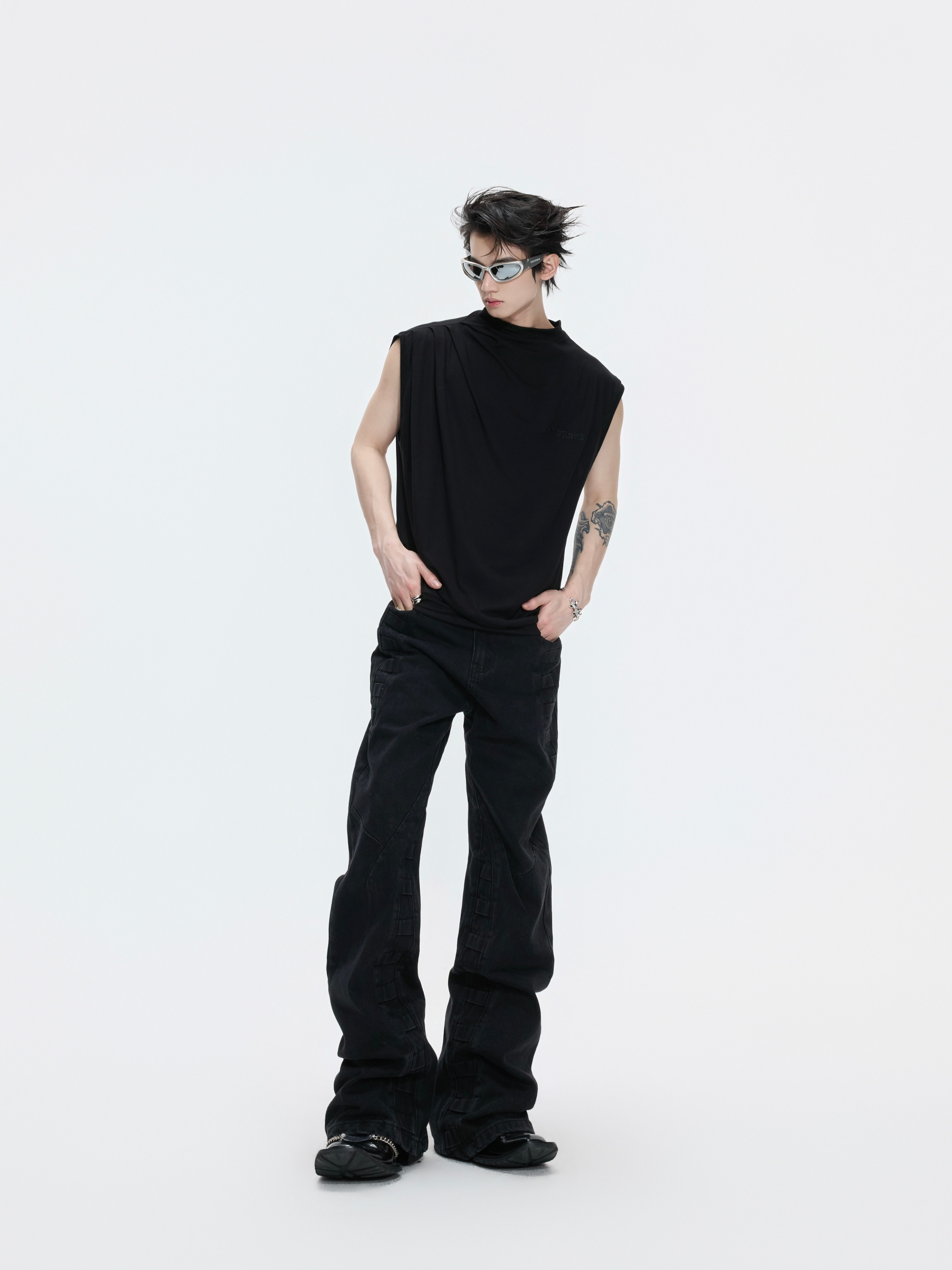 Cool-Touch Skin-Friendly Stretch Embroidered Sleeveless T-Shirt