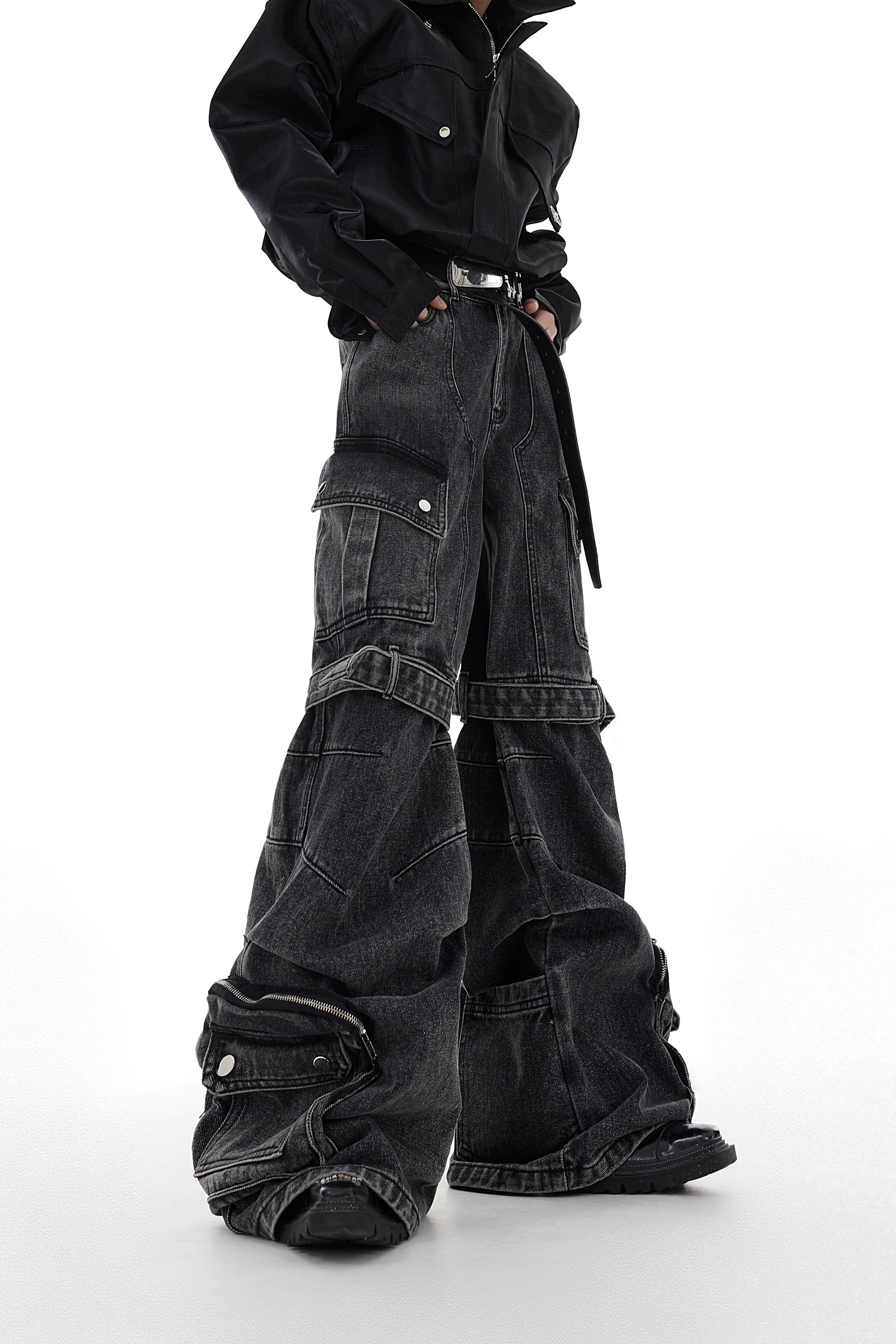 Tech Utility Multi-Pocket Cargo Jeans