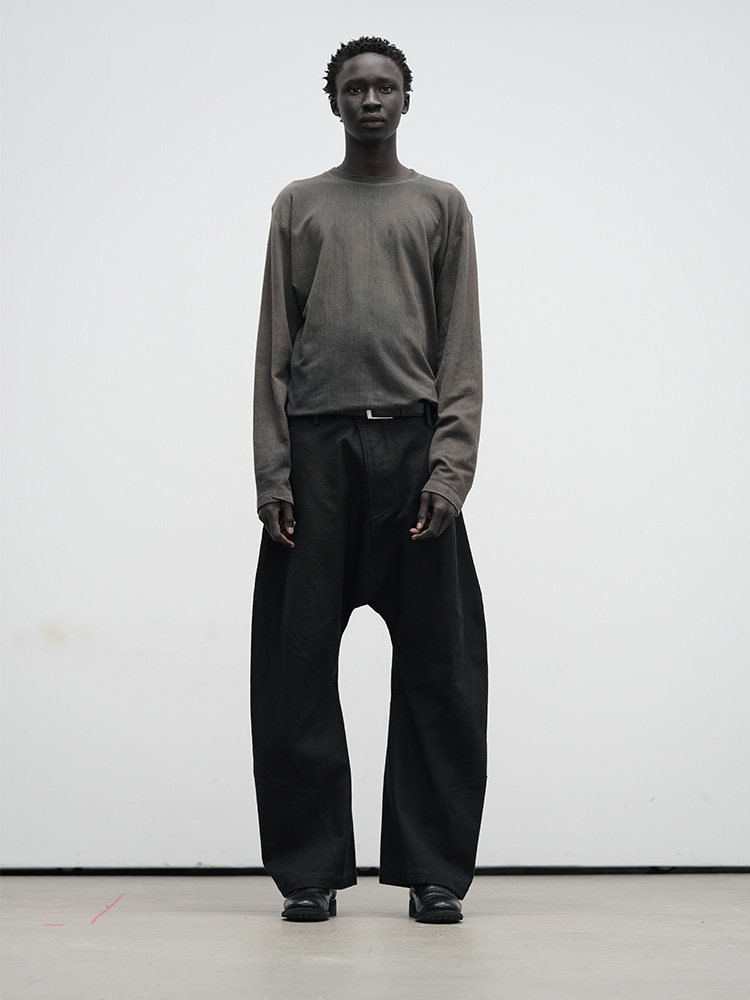 Curved-Knife Spiral Pants