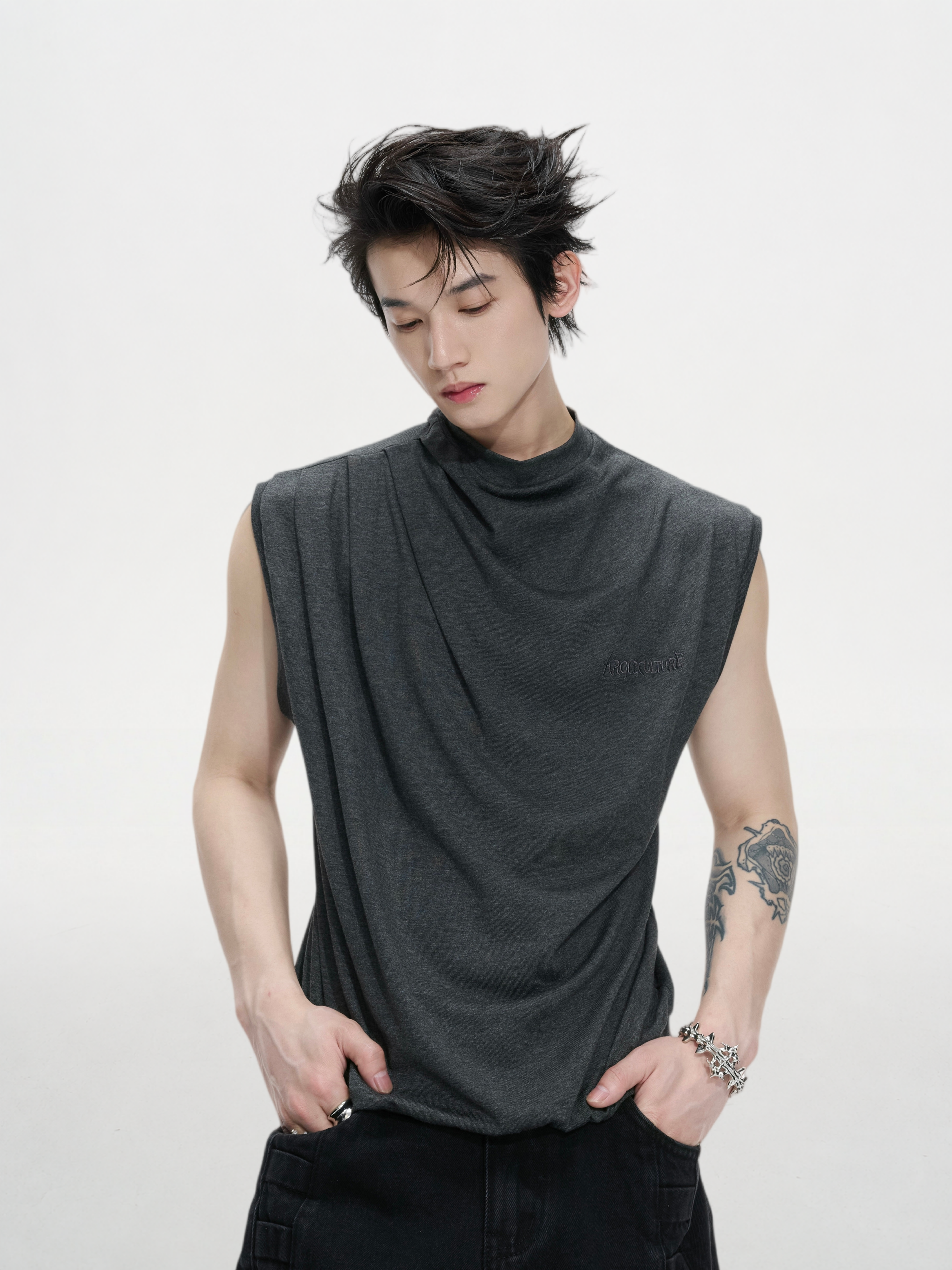 Cool-Touch Skin-Friendly Stretch Embroidered Sleeveless T-Shirt