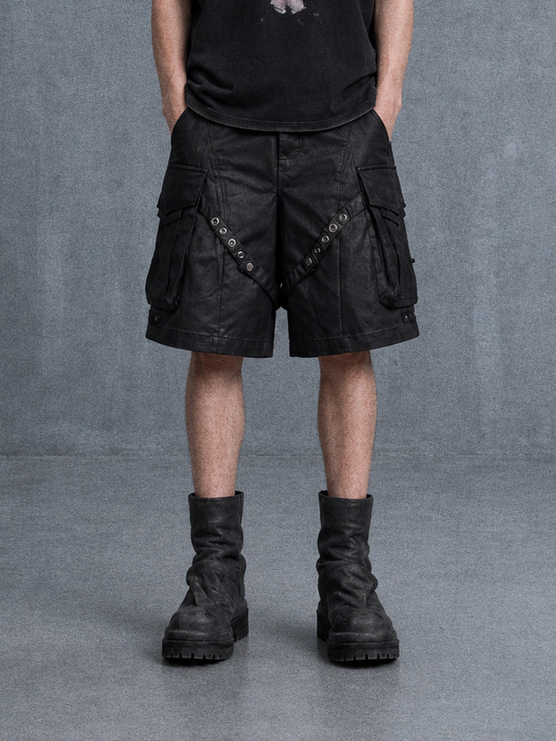 Haunt Fang Shorts