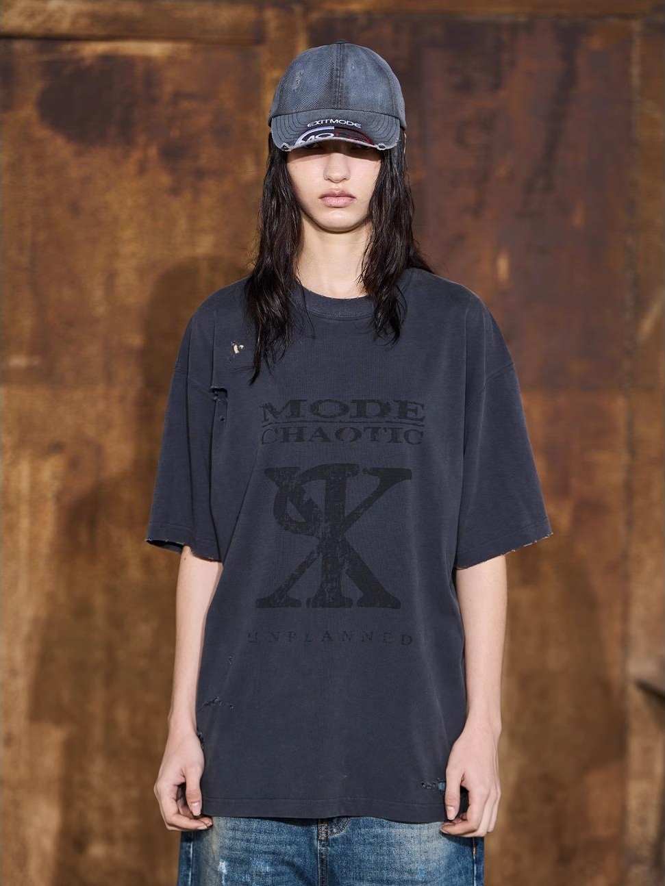 EXITMODE BY BLINDNOPLAN 24SS Ripped Washed Blue-Grey Print T-Shirt