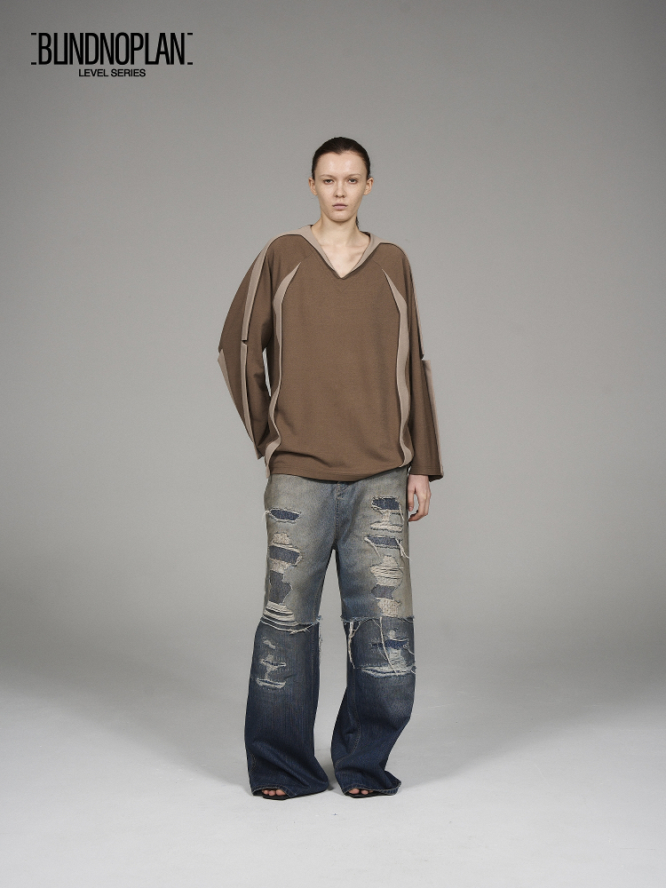 BLINDNOPLAN Level Series V-Neck Flying Panel Long-Sleeve T-Shirt