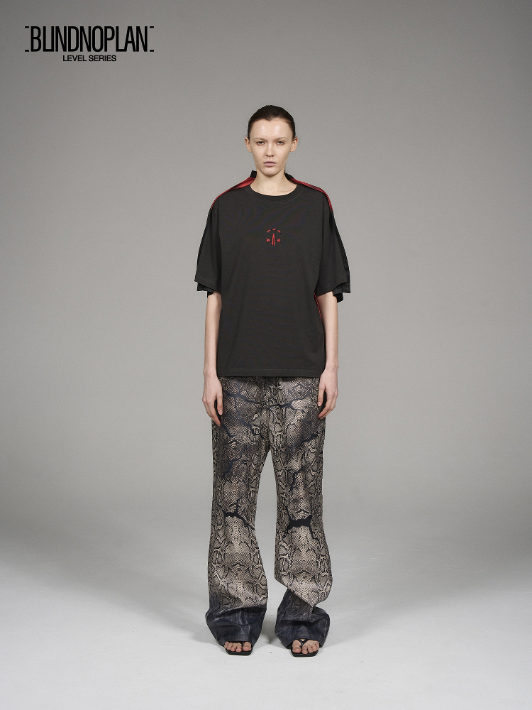 BLINDNOPLAN Level Series Gradient Embroidery Spliced Tennis T-Shirt