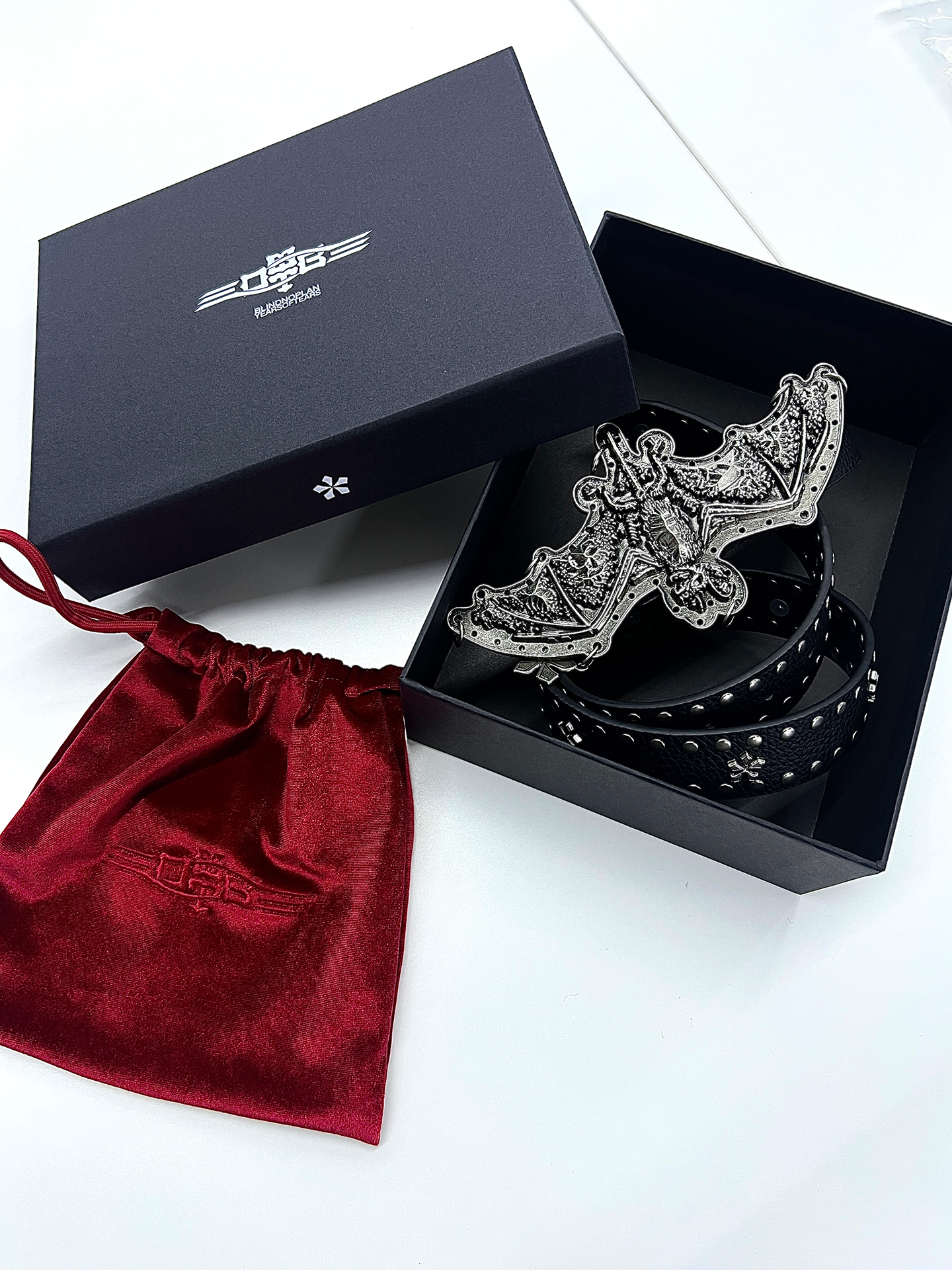 Inverted Bat Metal Belt