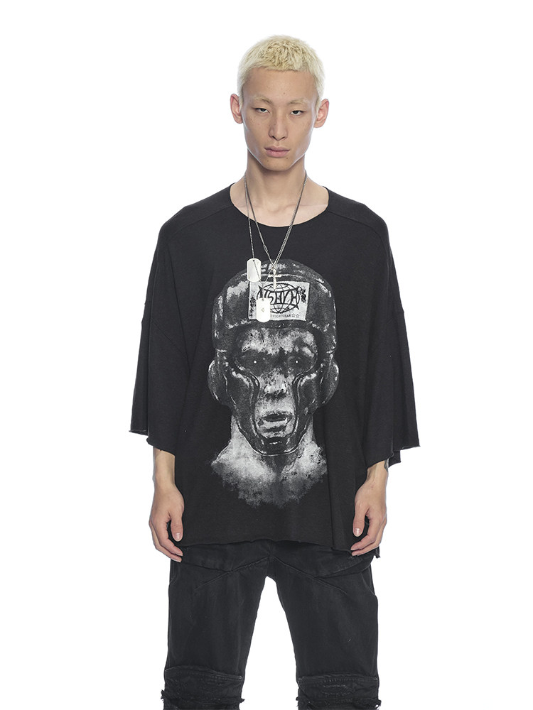 FIGHTGEAR Portrait Graphic Cropped Sleeve Tee