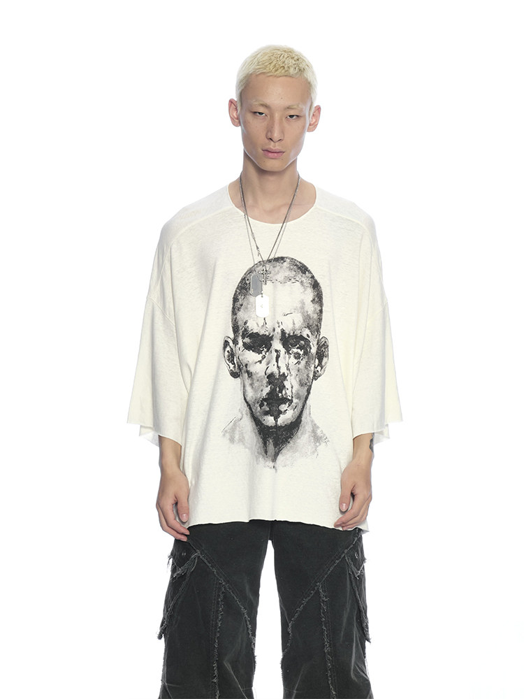 FIGHTER Portrait Graphic Cropped Sleeve Tee