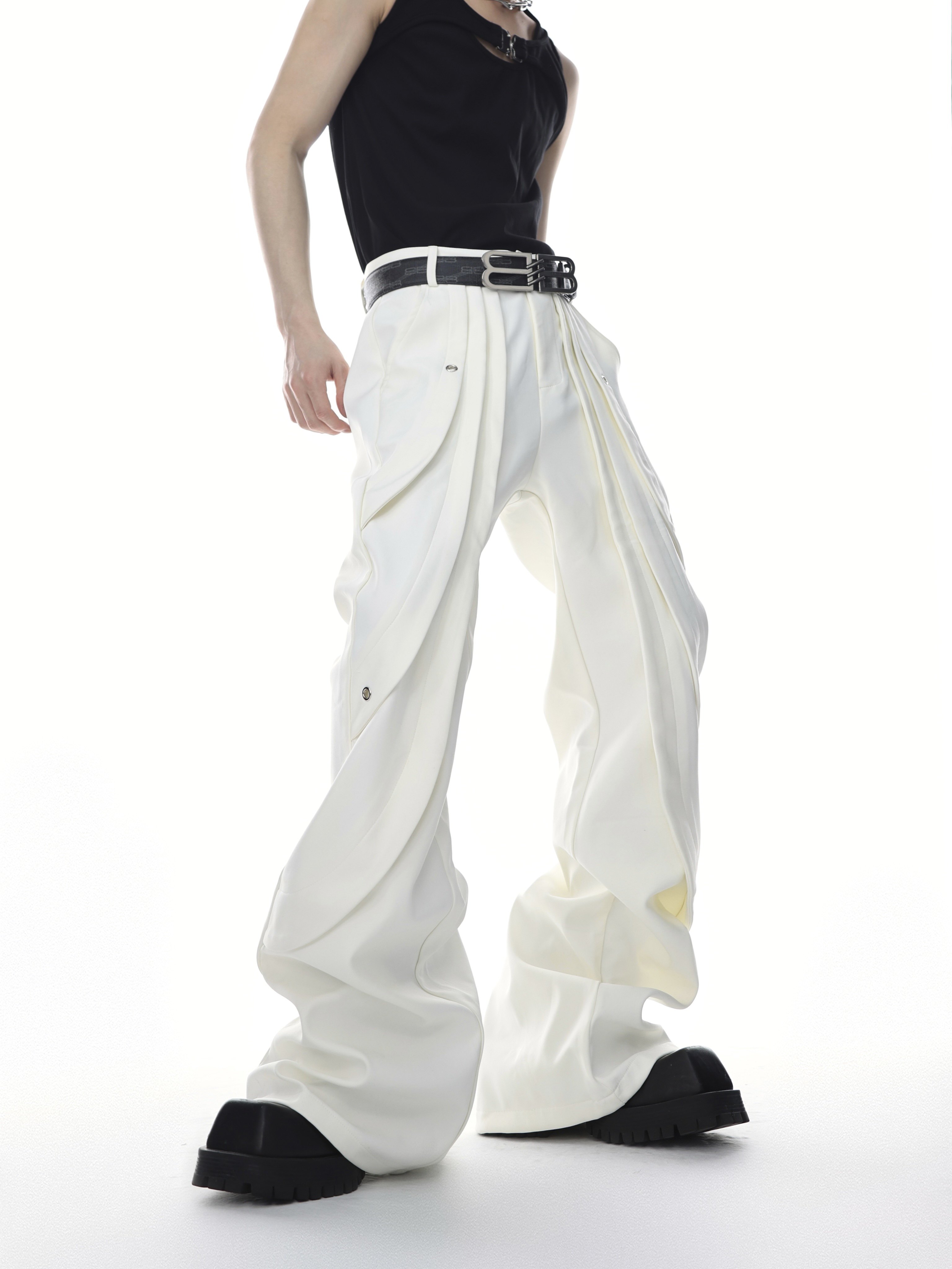 Paneled Deconstructed Slim Micro-Flare Trousers