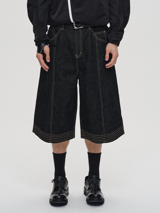 Horseshoe Stitch Cropped Raw Denim