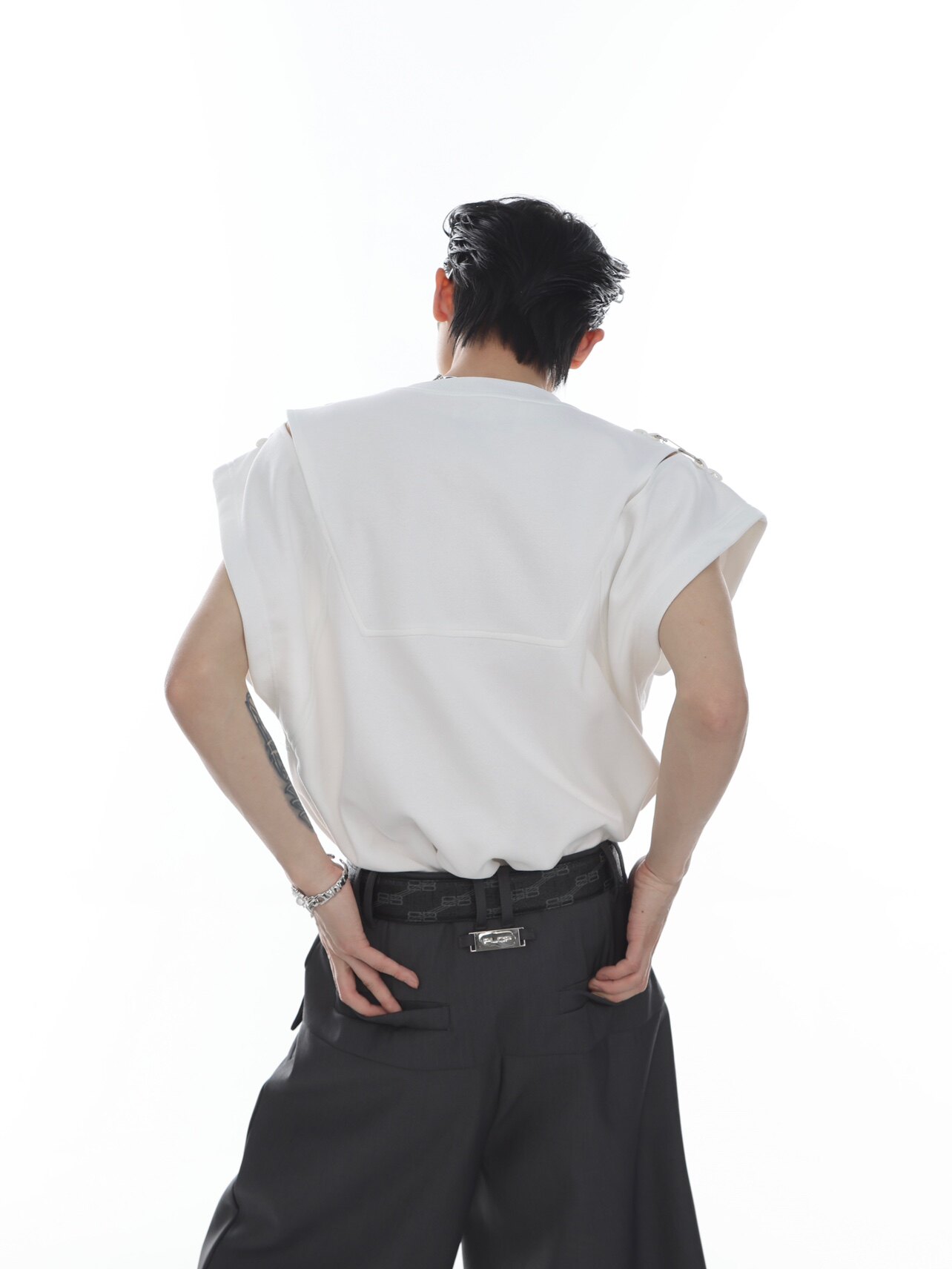 Deconstructed Metal Buckle Split Tank Top