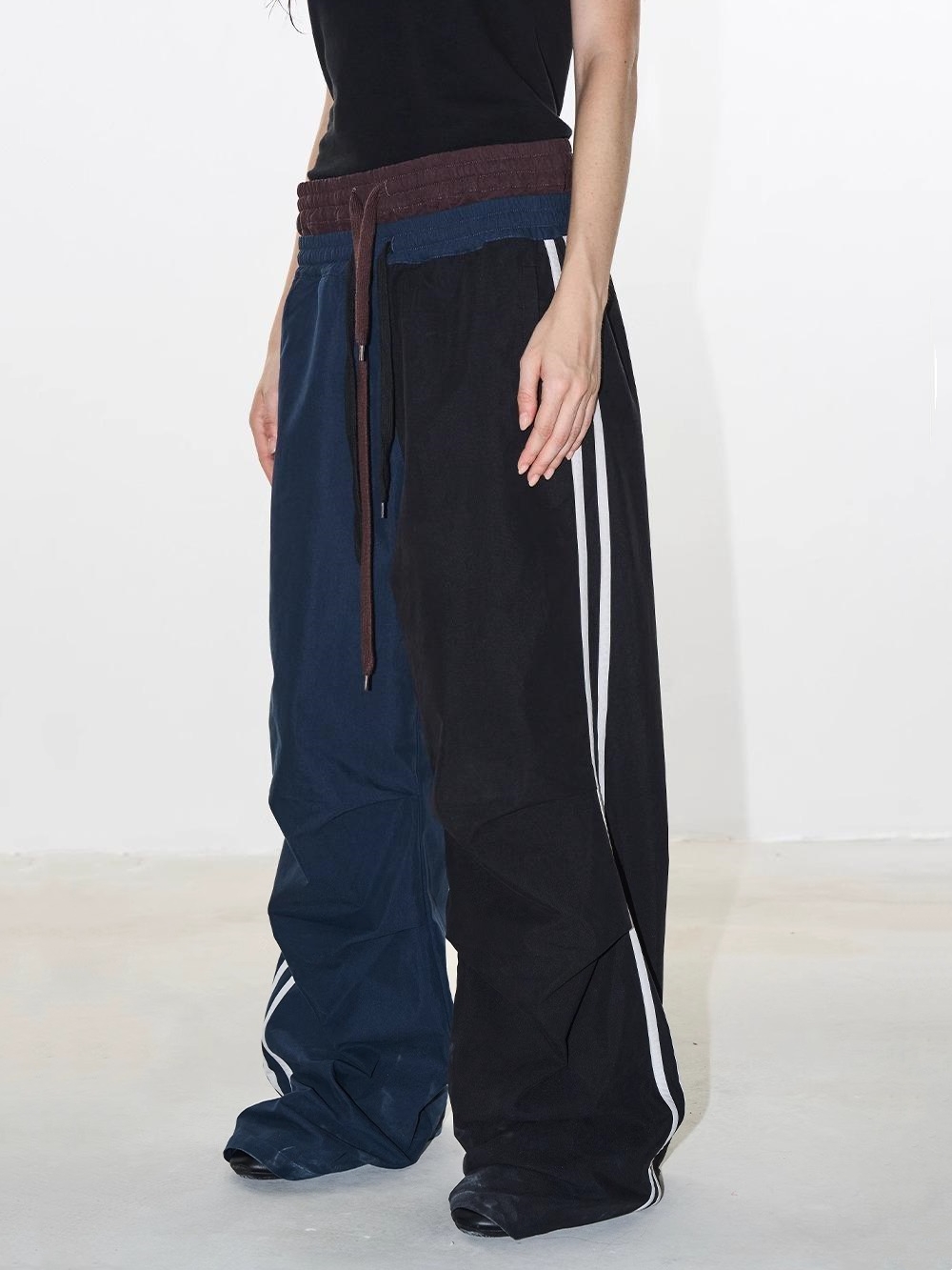 EXITMODE BY BLINDNOPLAN 24AW Double Waist Yin-Yang Pleated Track Pants