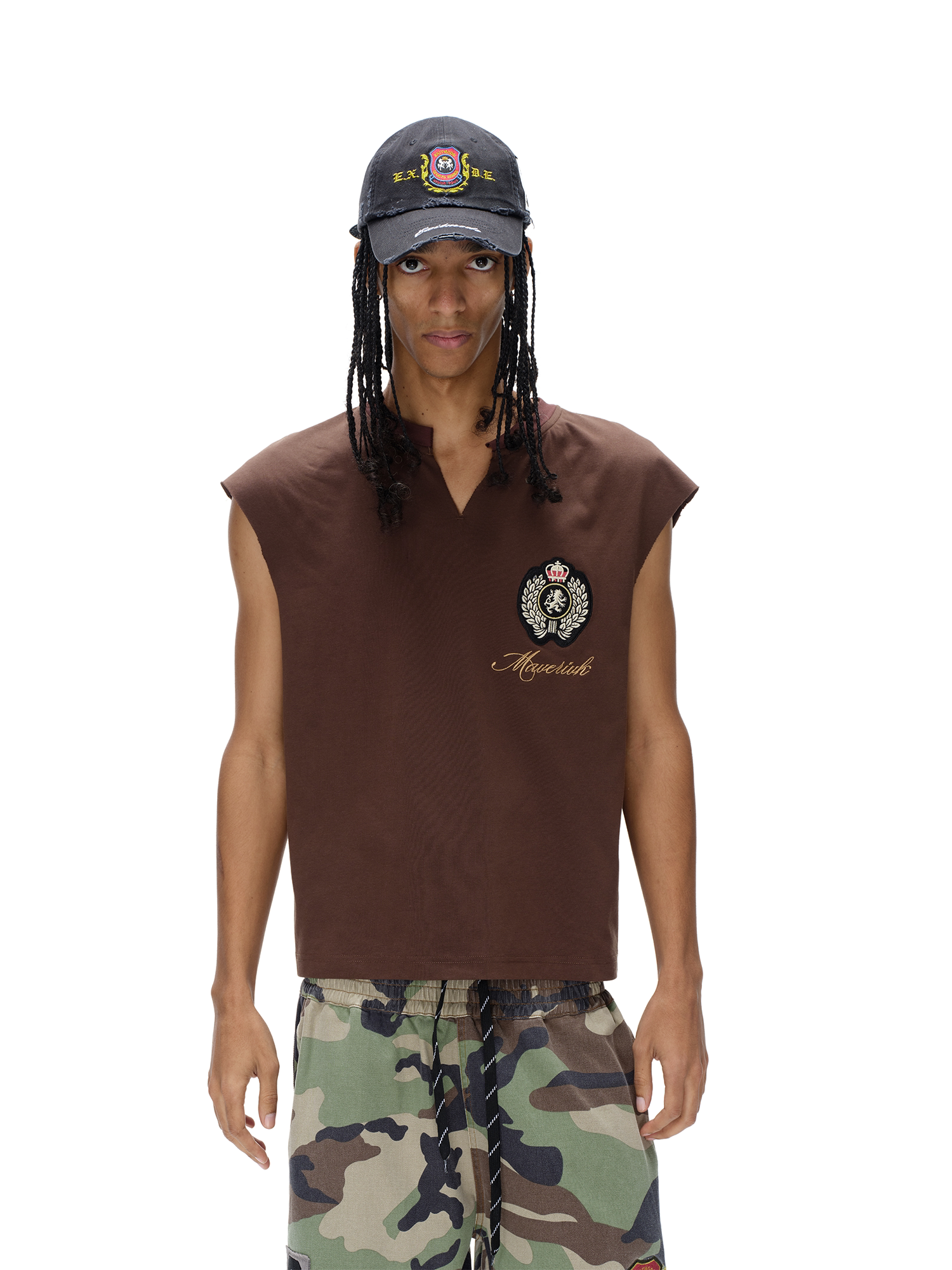Sleeveless Raw-Edge Embroidered Badge T-Shirt