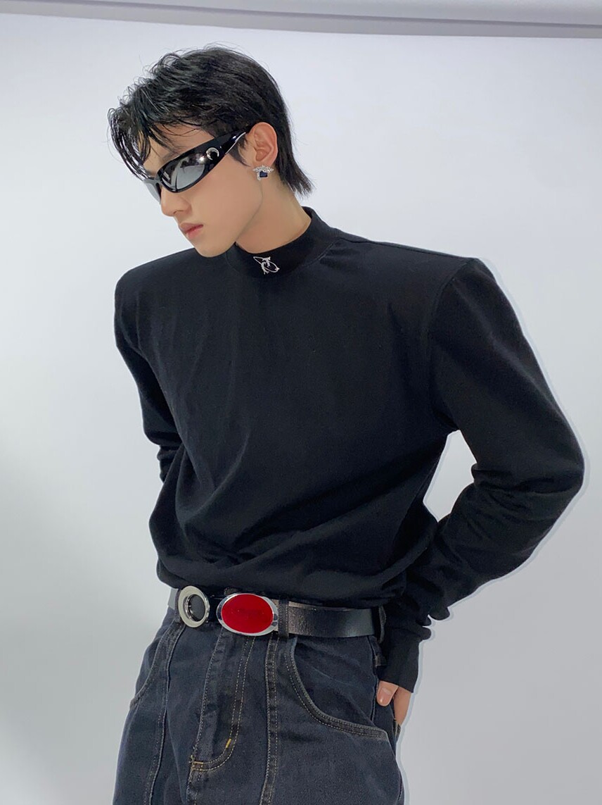 Metallic 3D Print Shoulder-Padded Base Layer Top