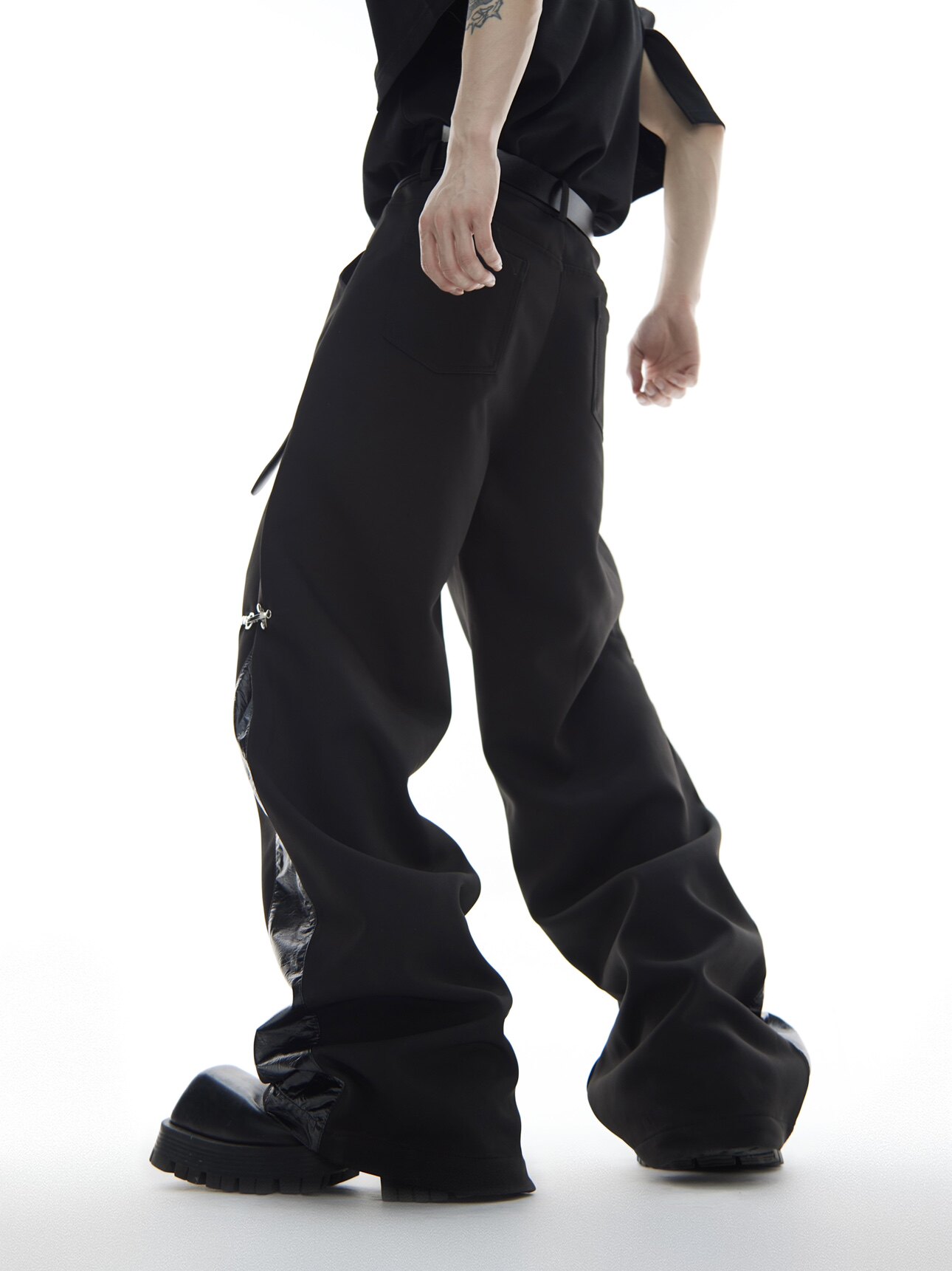  Leather-Paneled Airplane Buckle Casual Straight Pants