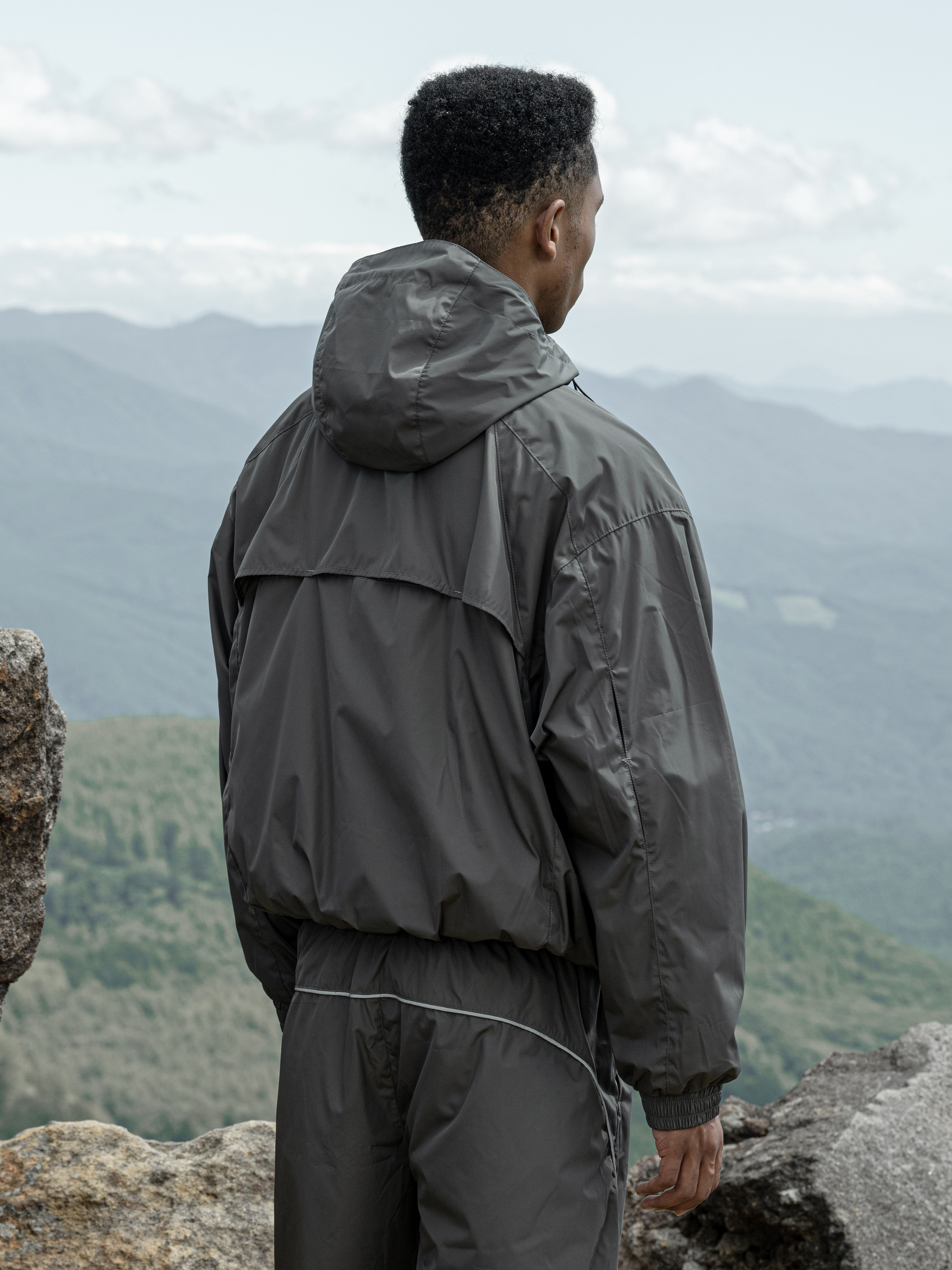 Lightweight Outdoor Water-Repellent Jacket
