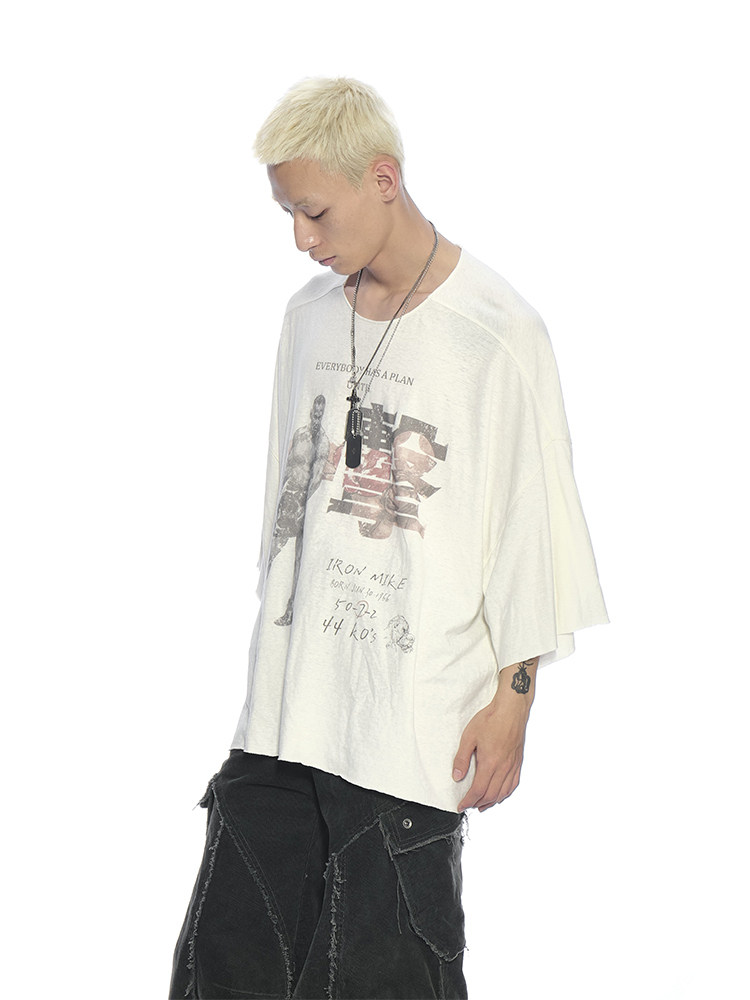 Iron Fist Graphic Cropped Sleeve Tee