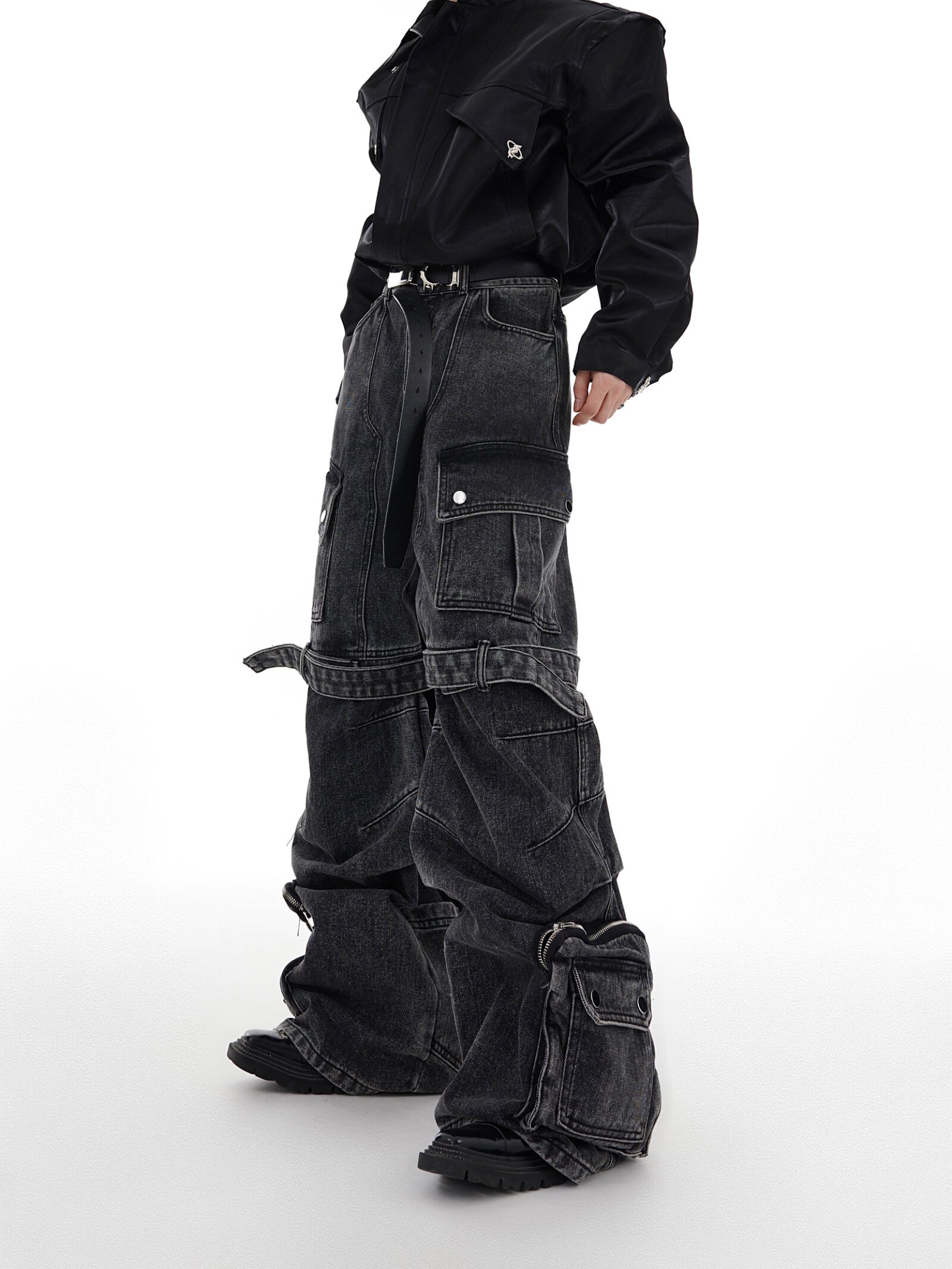 Tech Utility Multi-Pocket Cargo Jeans