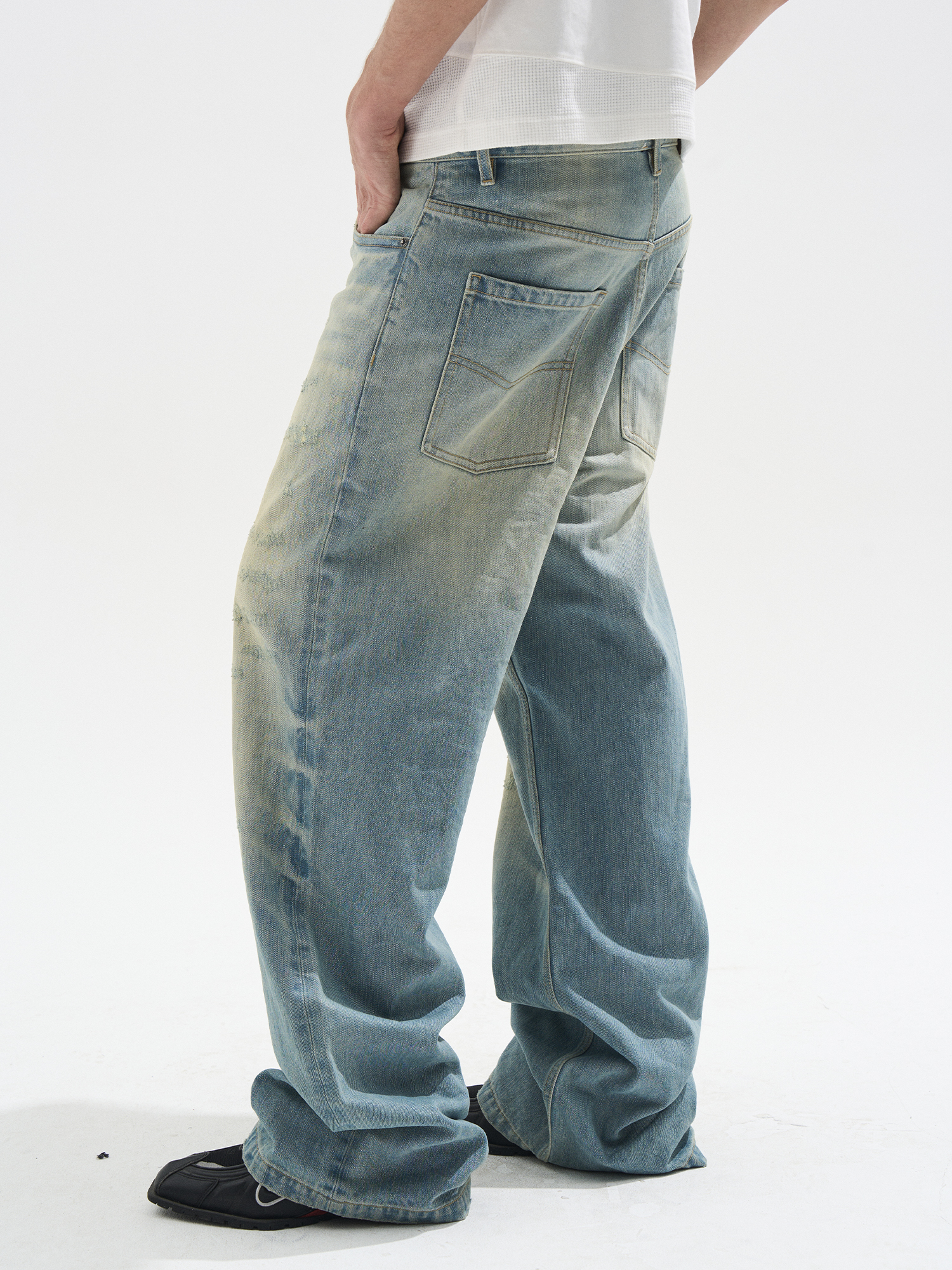 EXITMODE BY BLINDNOPLAN Handcrafted Whisker Washed Blue Jeans
