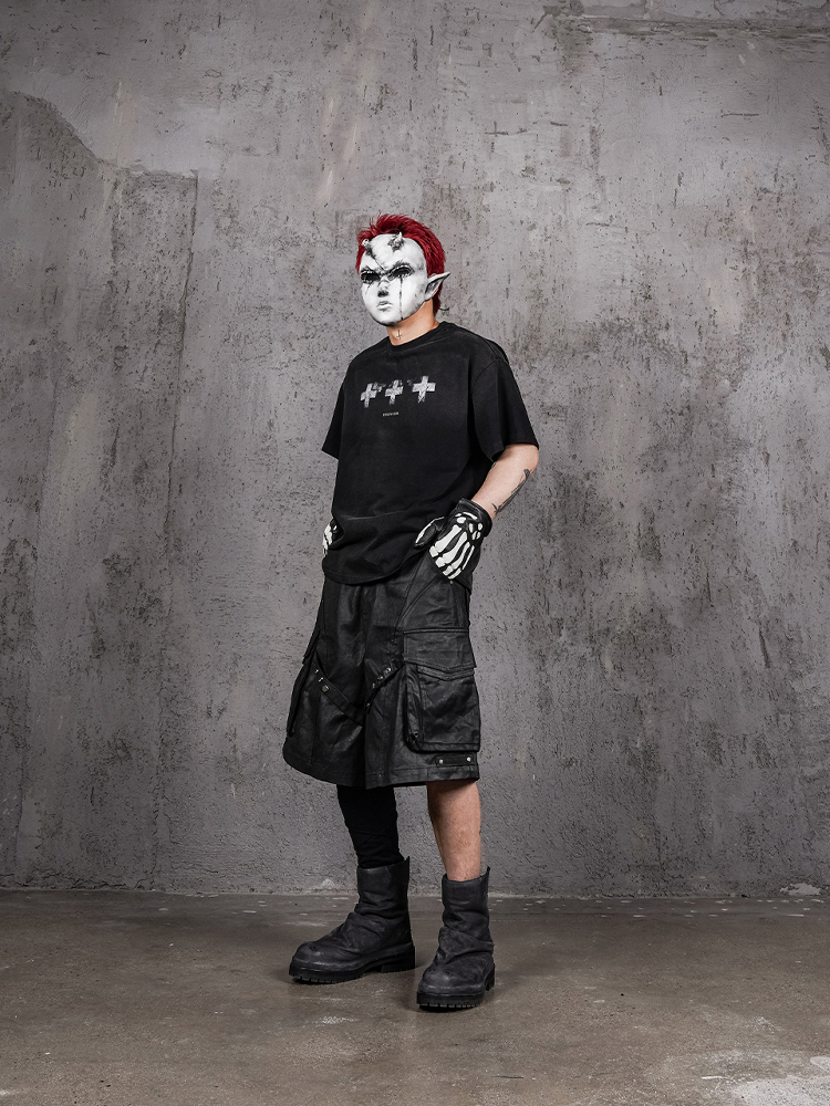 UNDERWATER Cross Tomb Tee