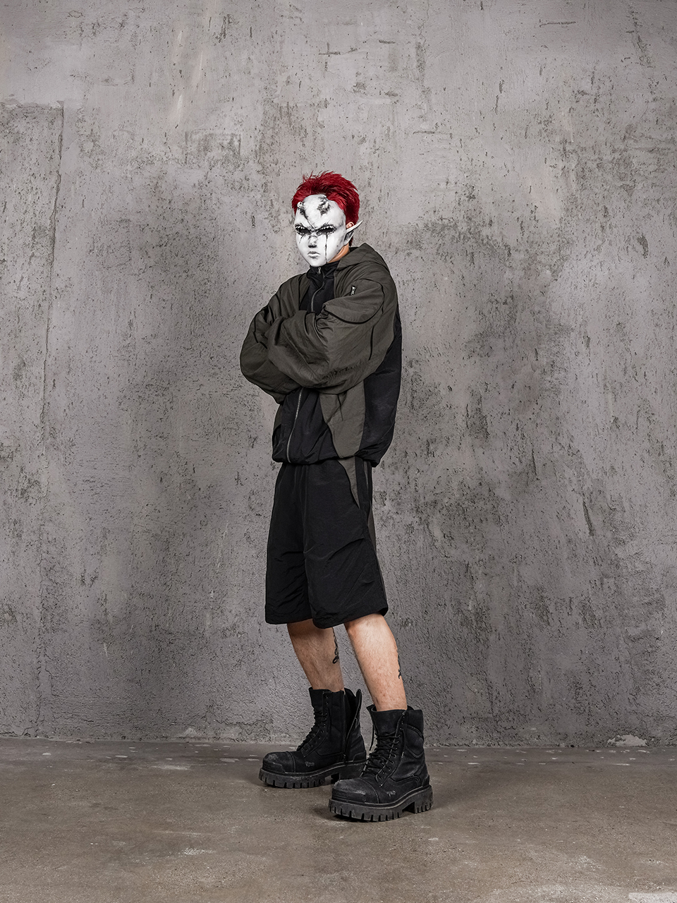 UNDERWATER Dull Leaf Shorts