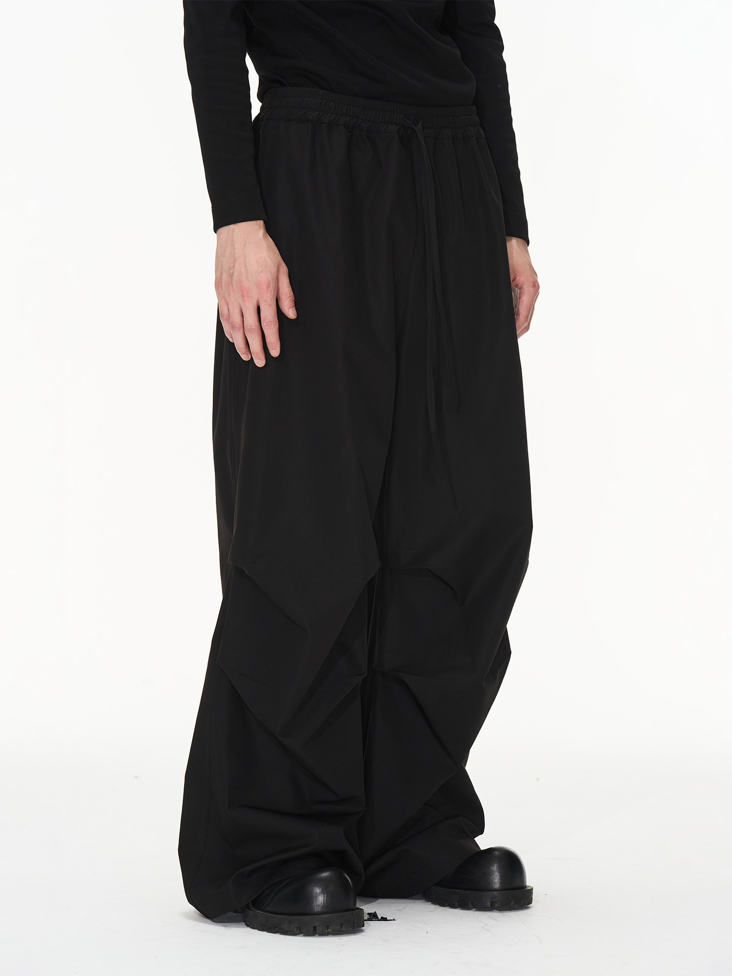 BLINDNOPLAN 23AW 先锋立体捏褶廓形纯色直筒拉链宽松休闲长裤