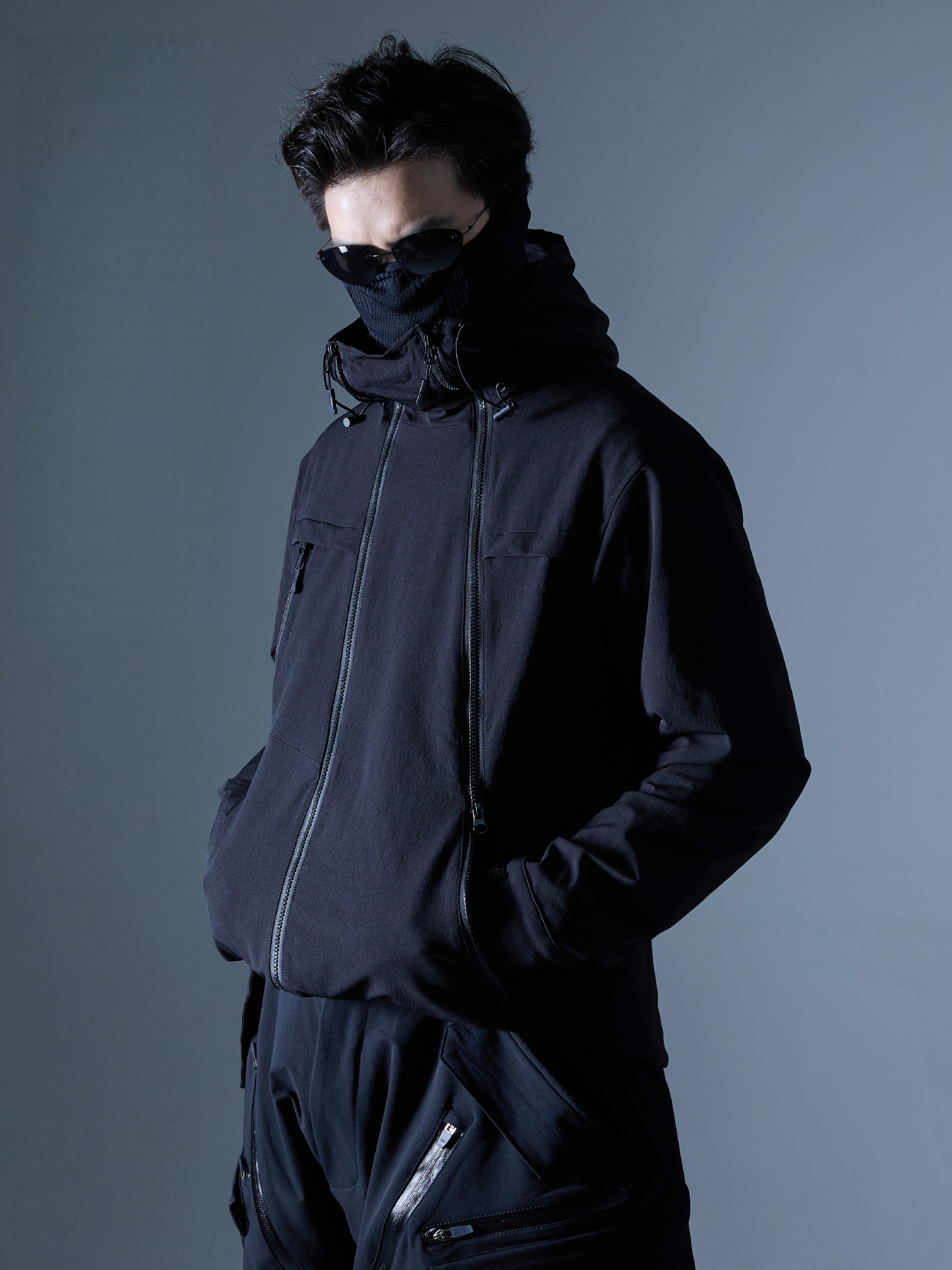 Dual Closure System Softshell Commuter Jacket