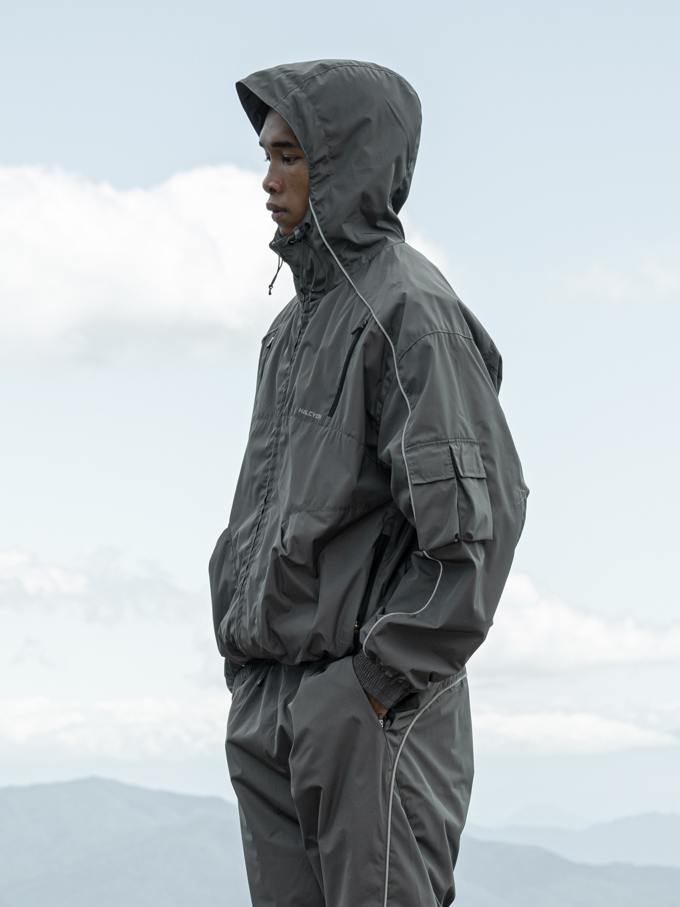 Lightweight Outdoor Water-Repellent Jacket