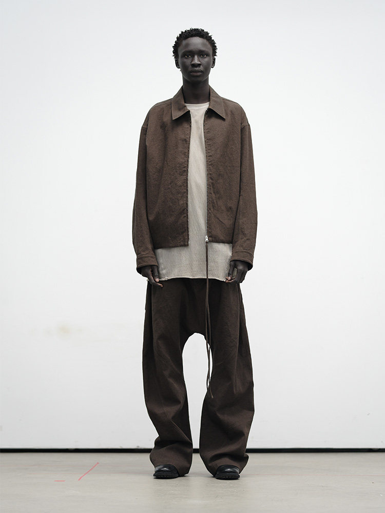 Curved-Knife Spiral Pants