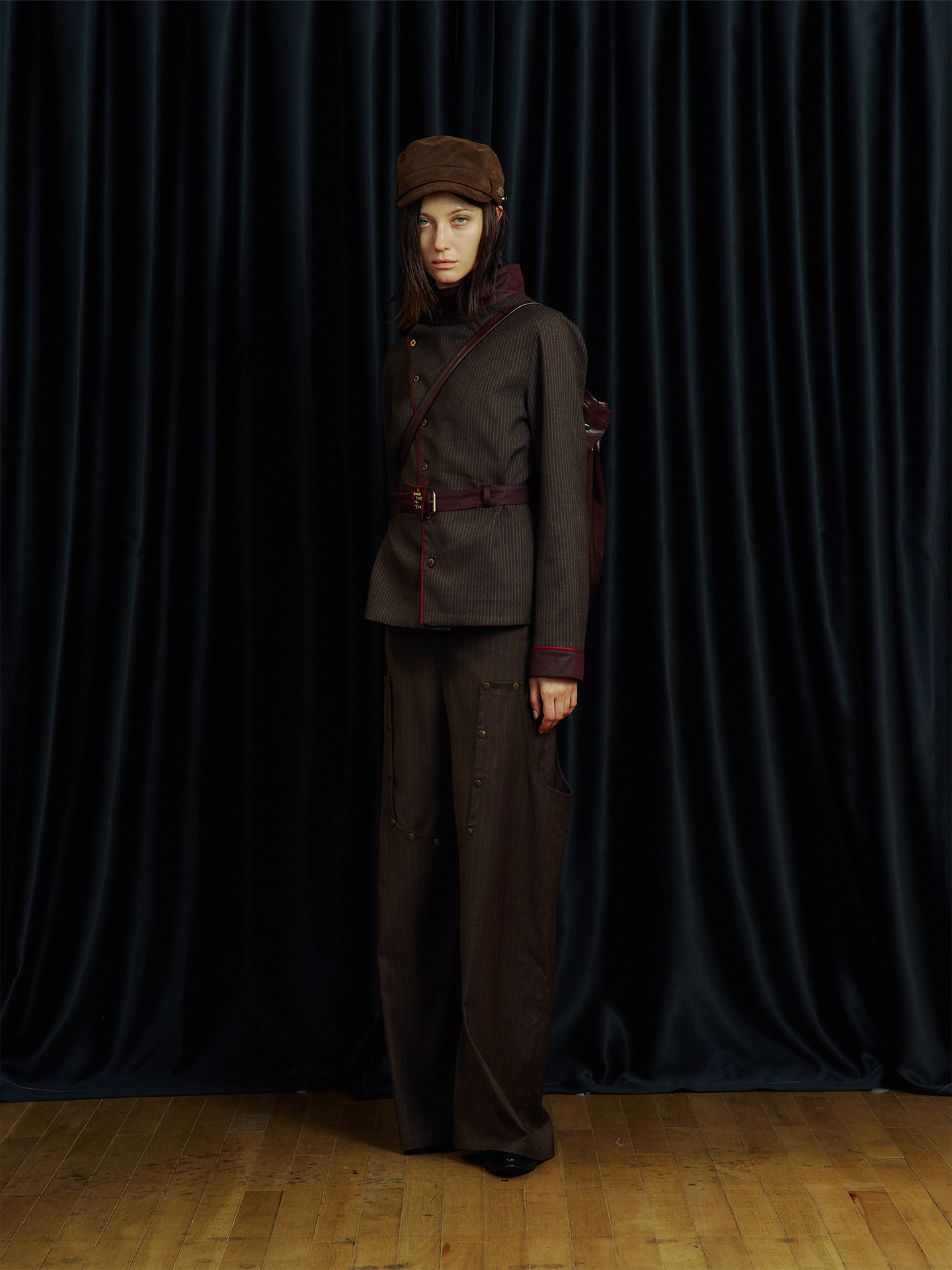 Spiral End Arrow Tube Bag