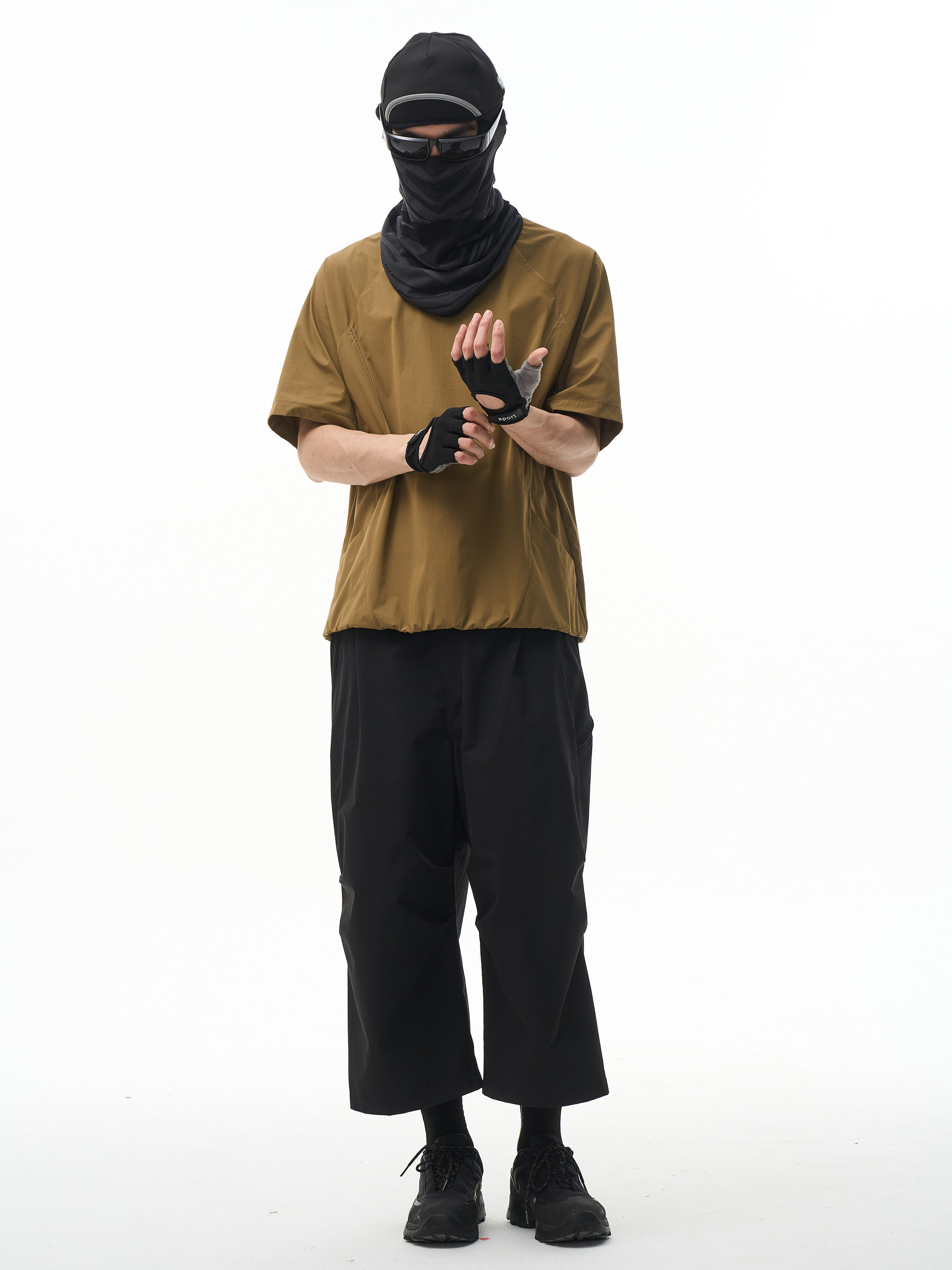 Sorona Woven Pleated Cropped Trousers