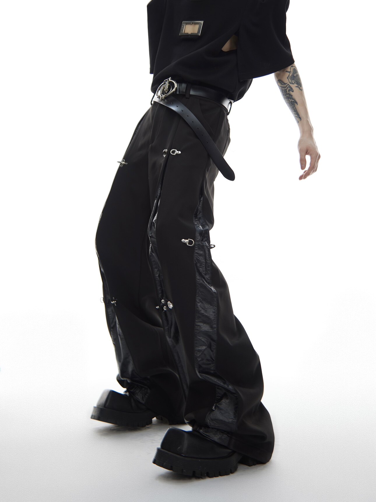  Leather-Paneled Airplane Buckle Casual Straight Pants