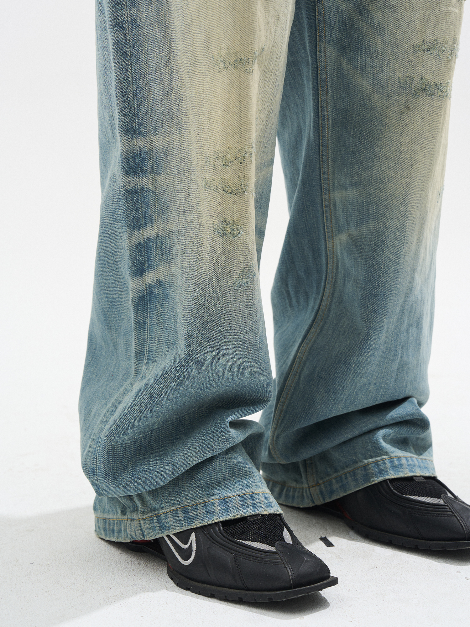 EXITMODE BY BLINDNOPLAN Handcrafted Whisker Washed Blue Jeans