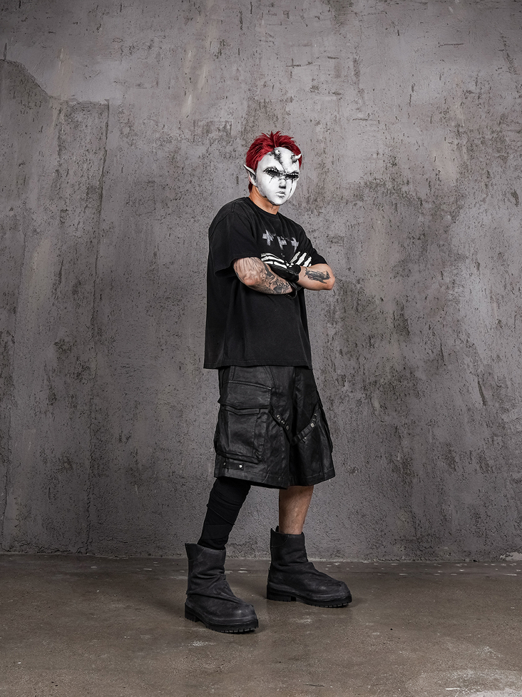 UNDERWATER Cross Tomb Tee