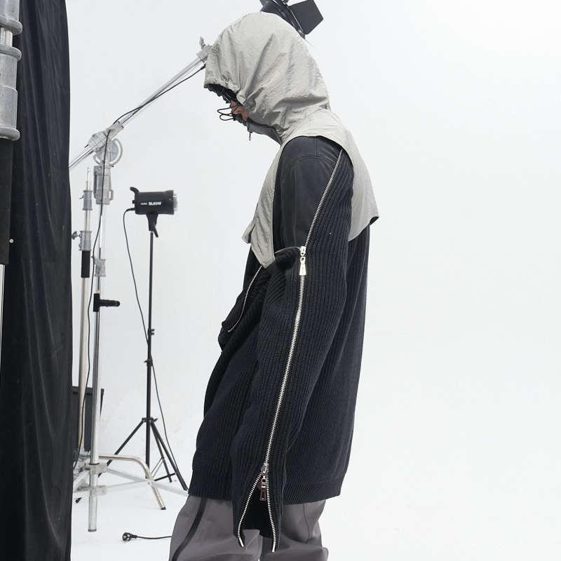 CATSSTAC Washed Dual-Zipper Knit Sweater