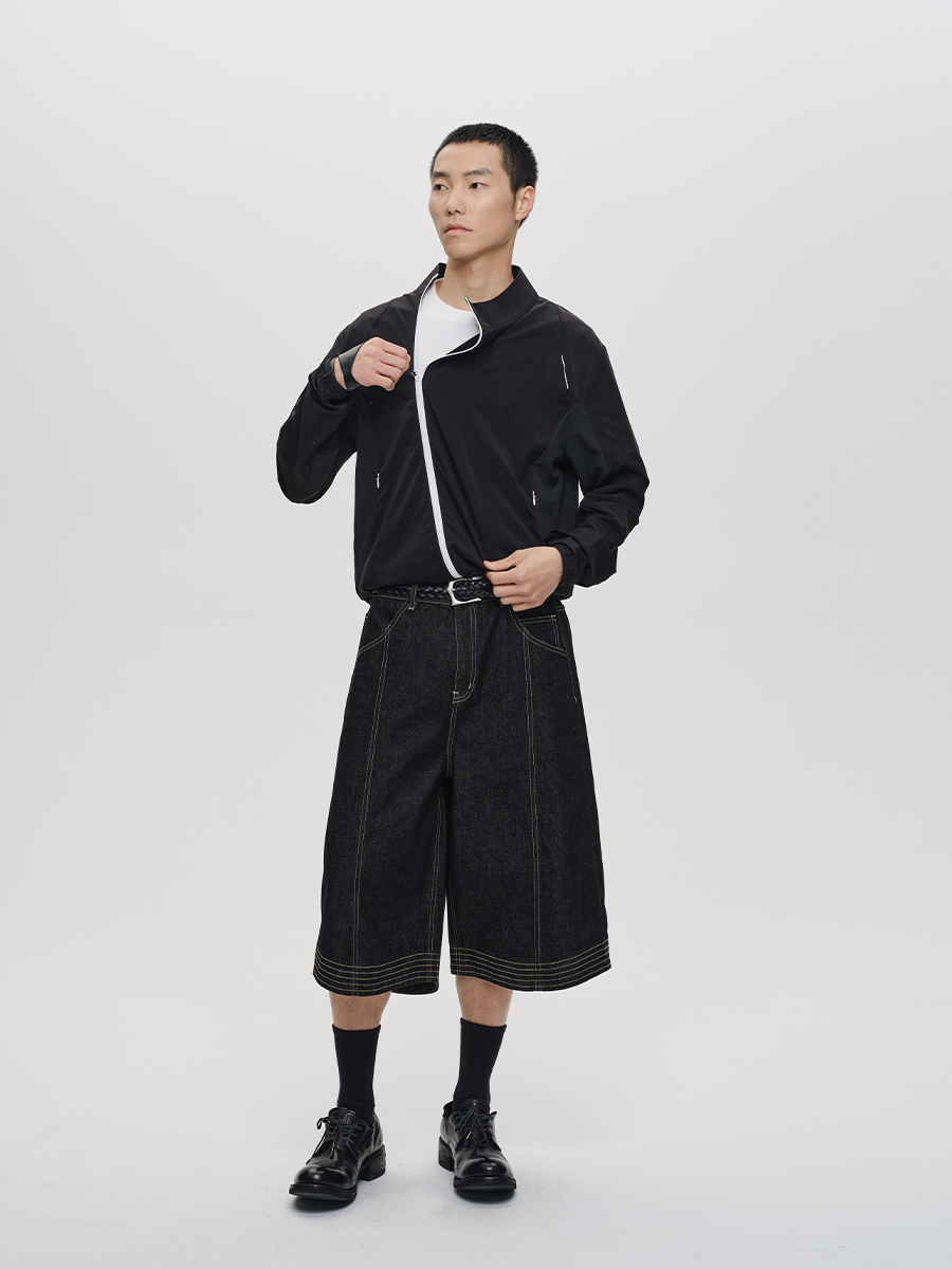 Horseshoe Stitch Cropped Raw Denim