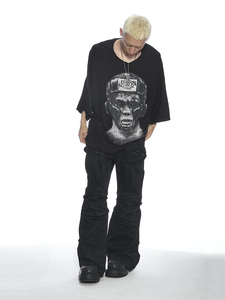 FIGHTGEAR Portrait Graphic Cropped Sleeve Tee