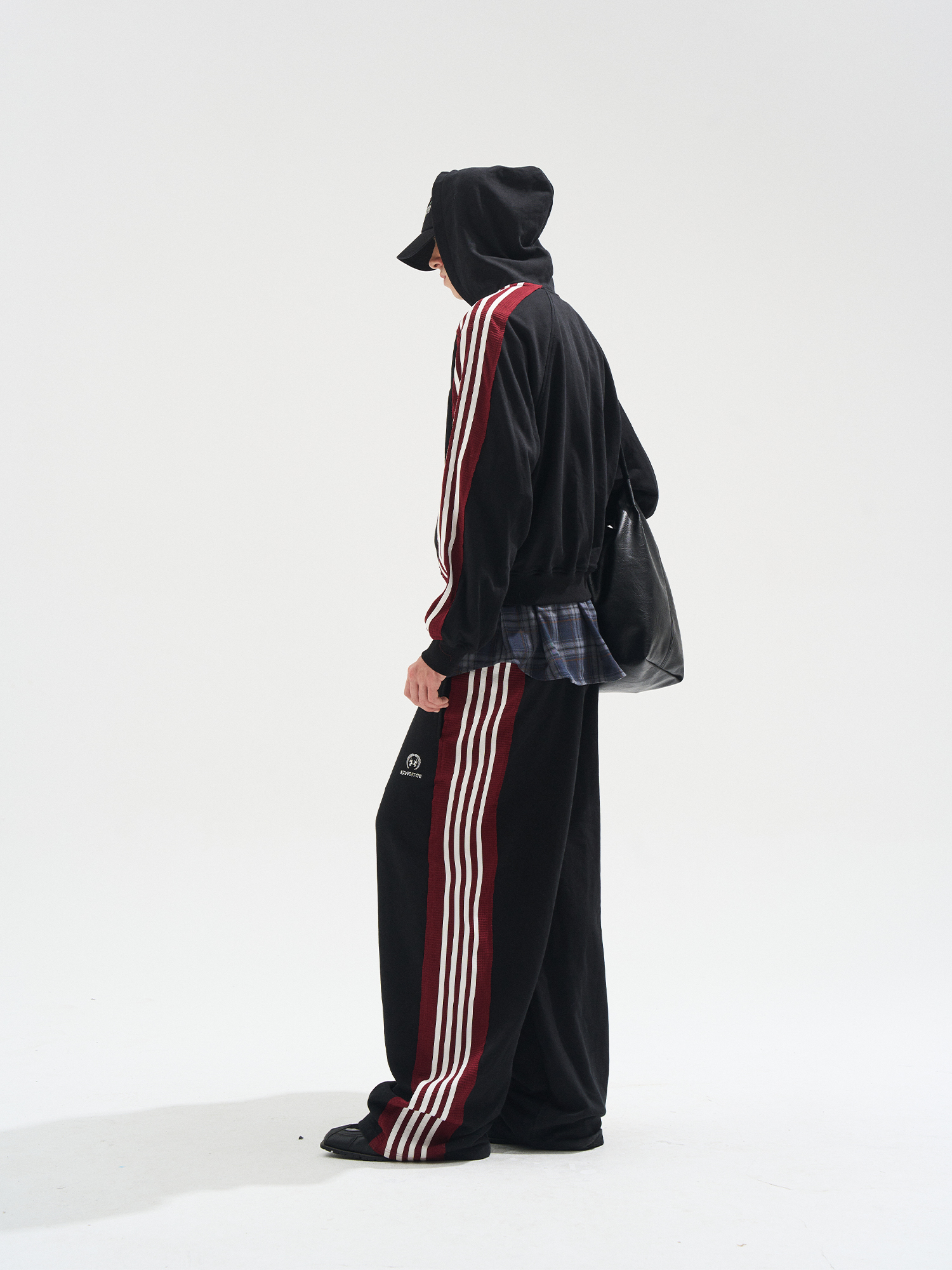 EXITMODE BY BLINDNOPLAN Raw-Edge Color-Block Stripe Sweatpants