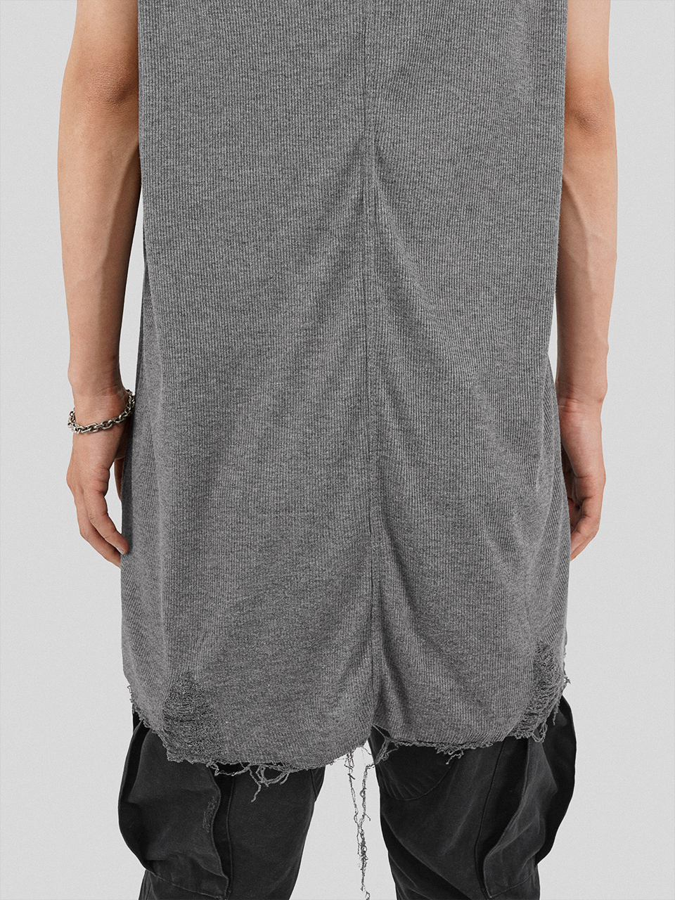 UNDERWATER AW23 RIPPED RAW EDGE TANK