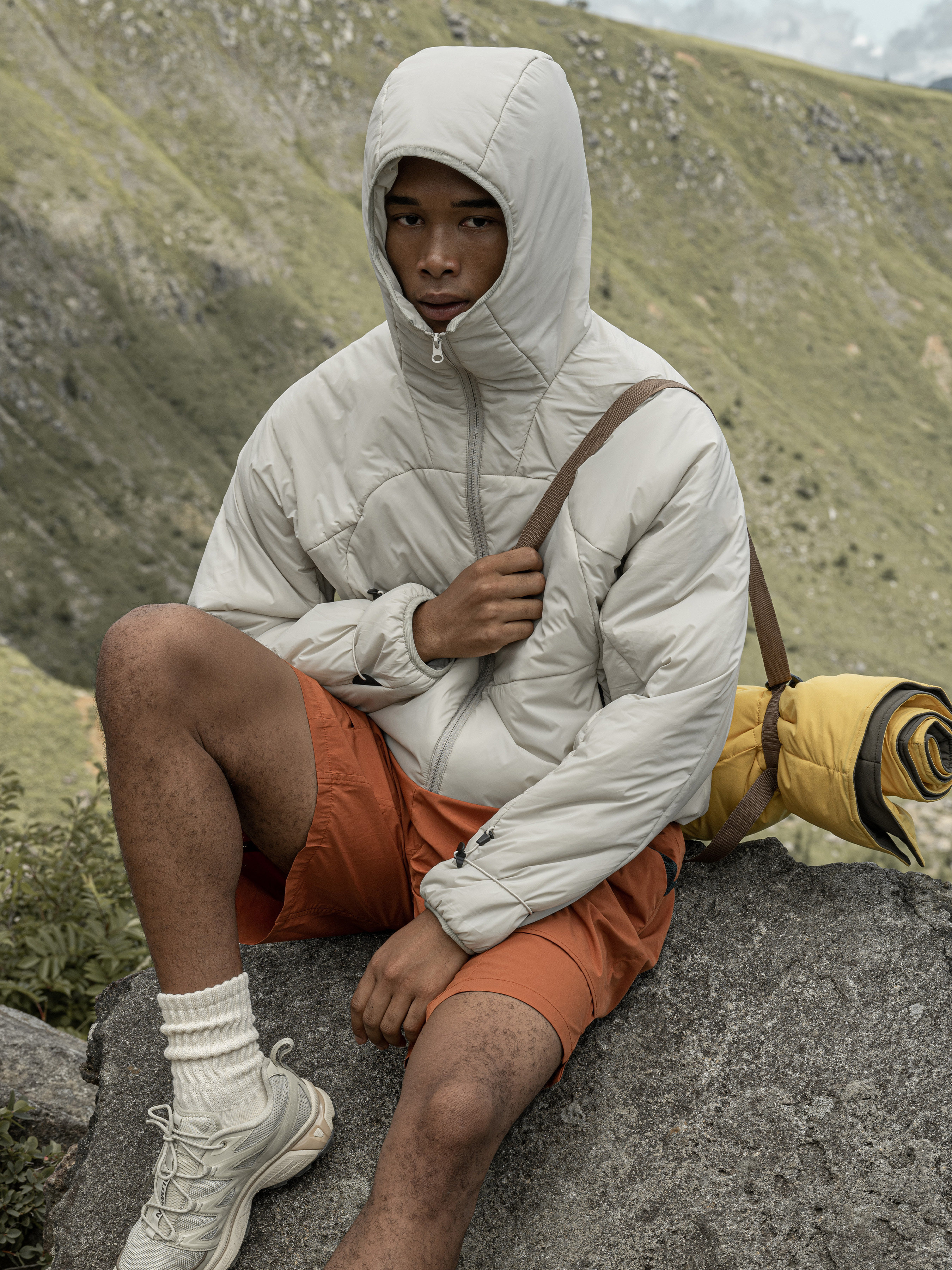 3M Thinsulate™ Hooded High-Neck Base Jacket