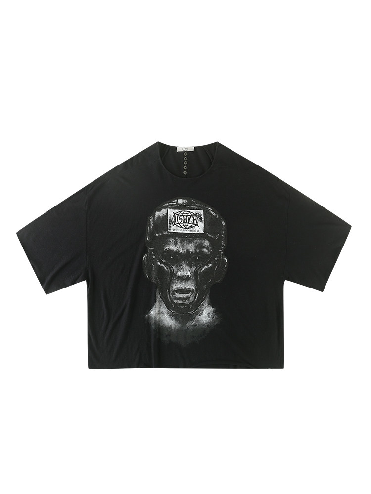 FIGHTGEAR Portrait Graphic Cropped Sleeve Tee