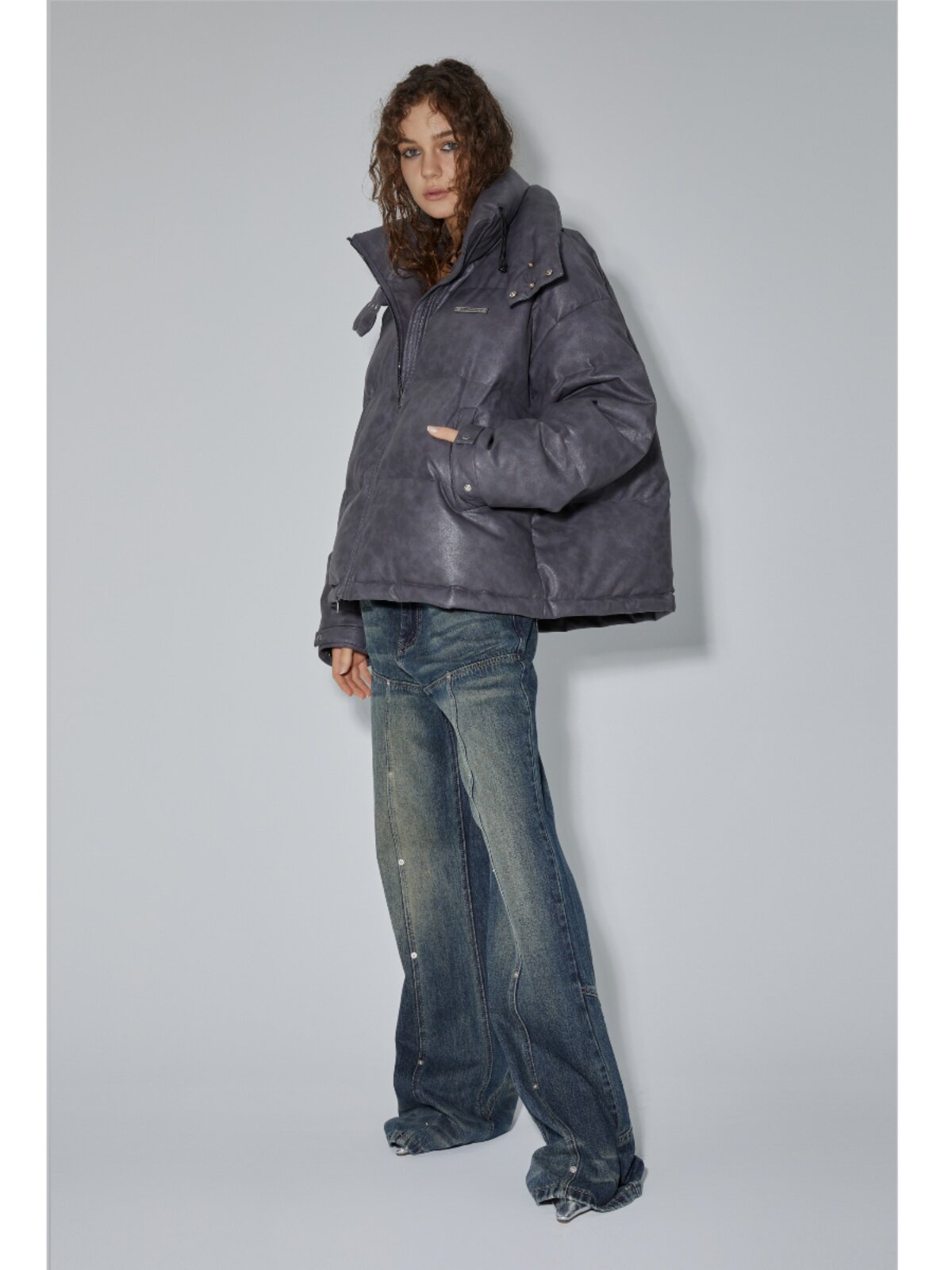 The Wall Down Jacket