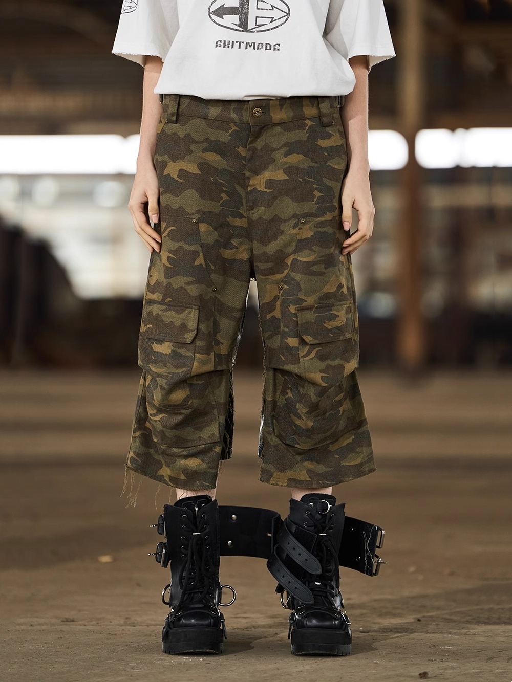 BLINDNOPLAN 24SS 3D Pleated Utility Camo Patchwork Shorts