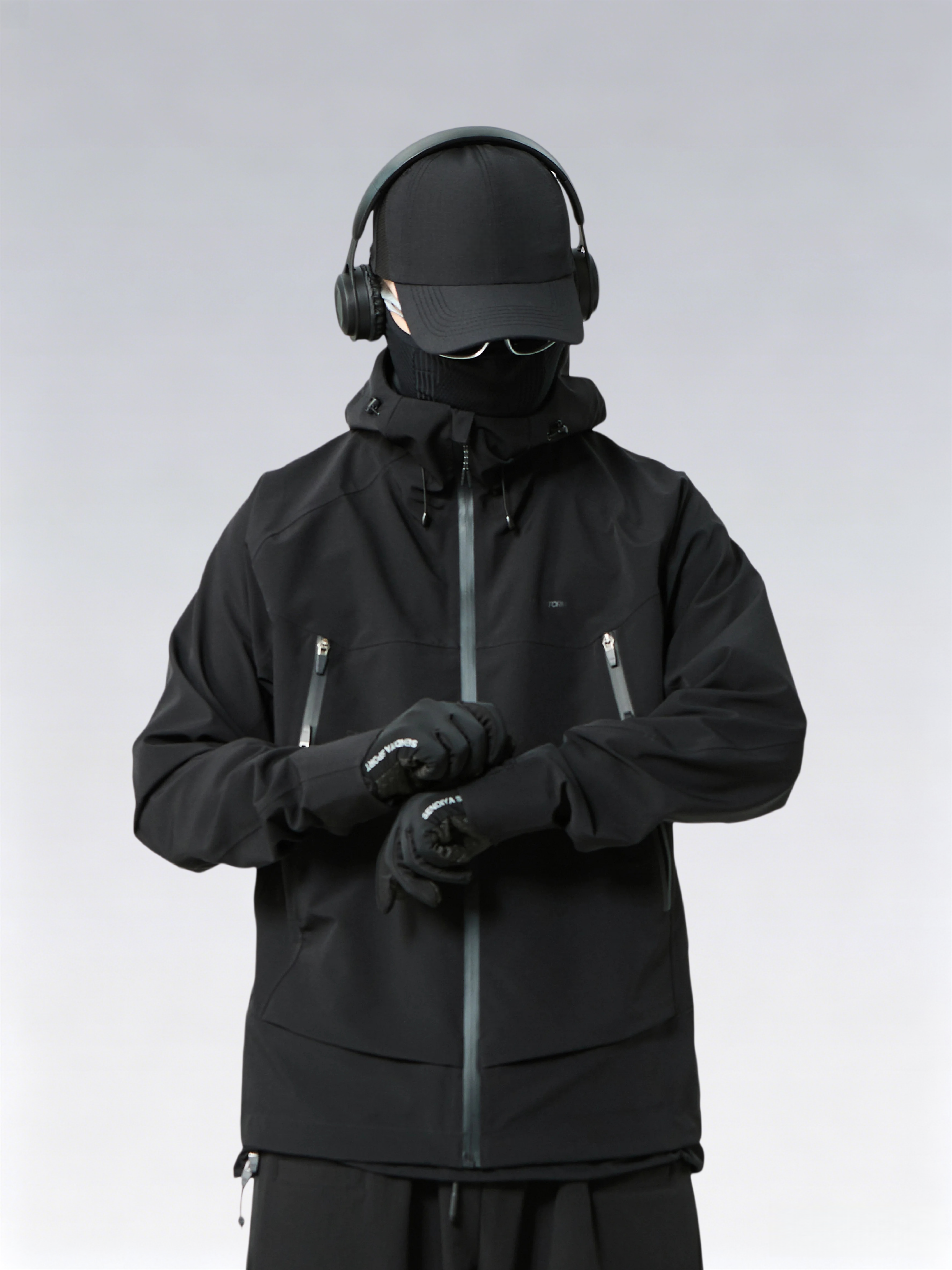 Full-Seam Taped Outdoor Jacket