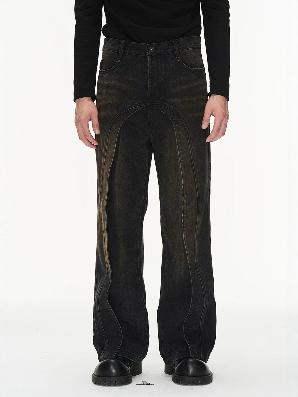 Distressed 3d Flap Jeans
