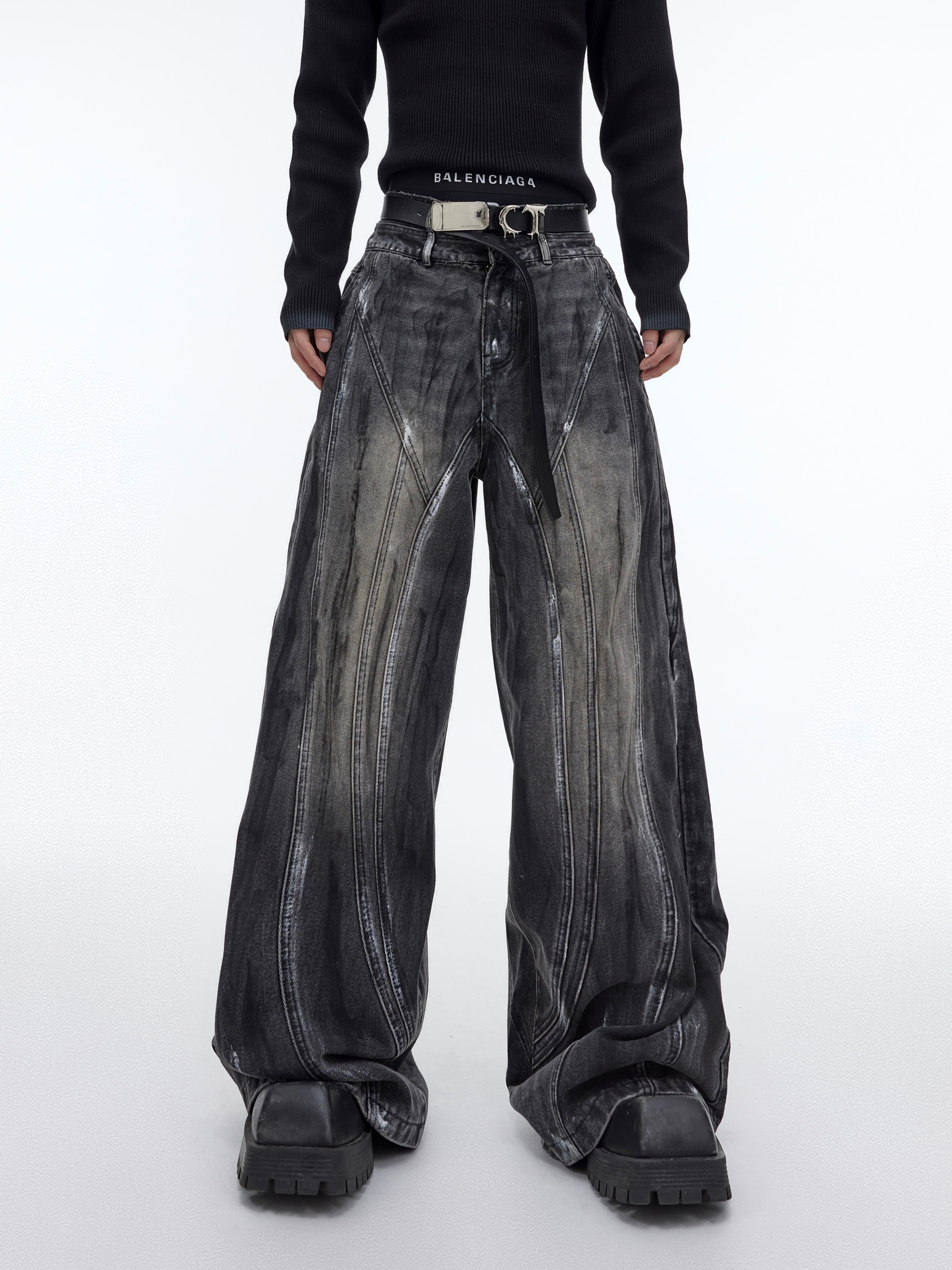 Wasteland Washed Loose Jeans