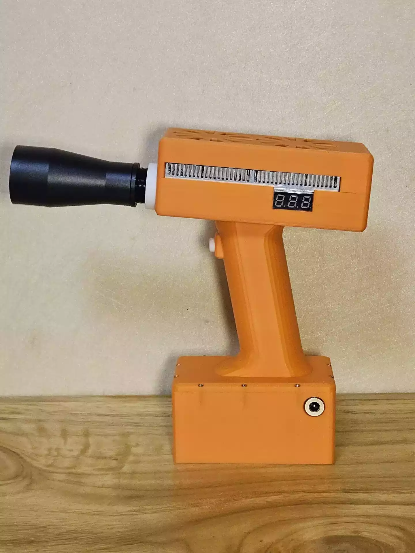 Powerful 130W 900-1100nm IR Laser Pointer