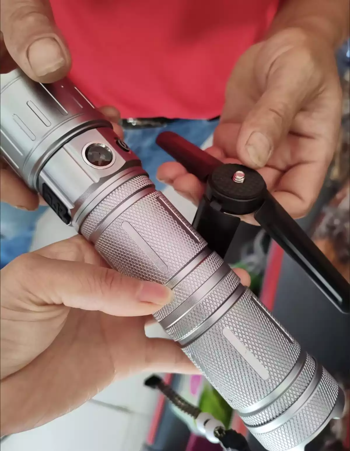  Super Bright Rechargeable Flashlight