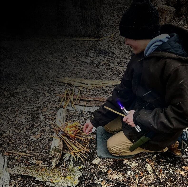 【SG-X29】🔥New Double Arc Self Defense Flashlight White Laser High Brightness Multi mode Focusing and Self Defense Igniting Flashlight