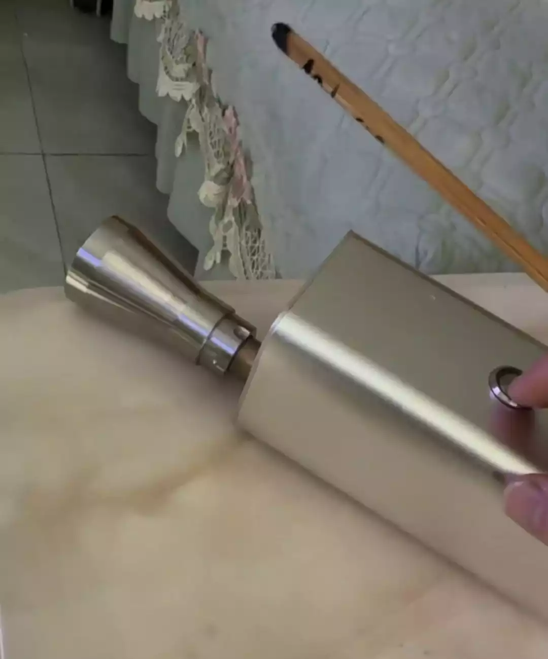 【SG-BL40】🔥🎁Amazing Portable 455NM 40W Focusable Blue Laser Pointer